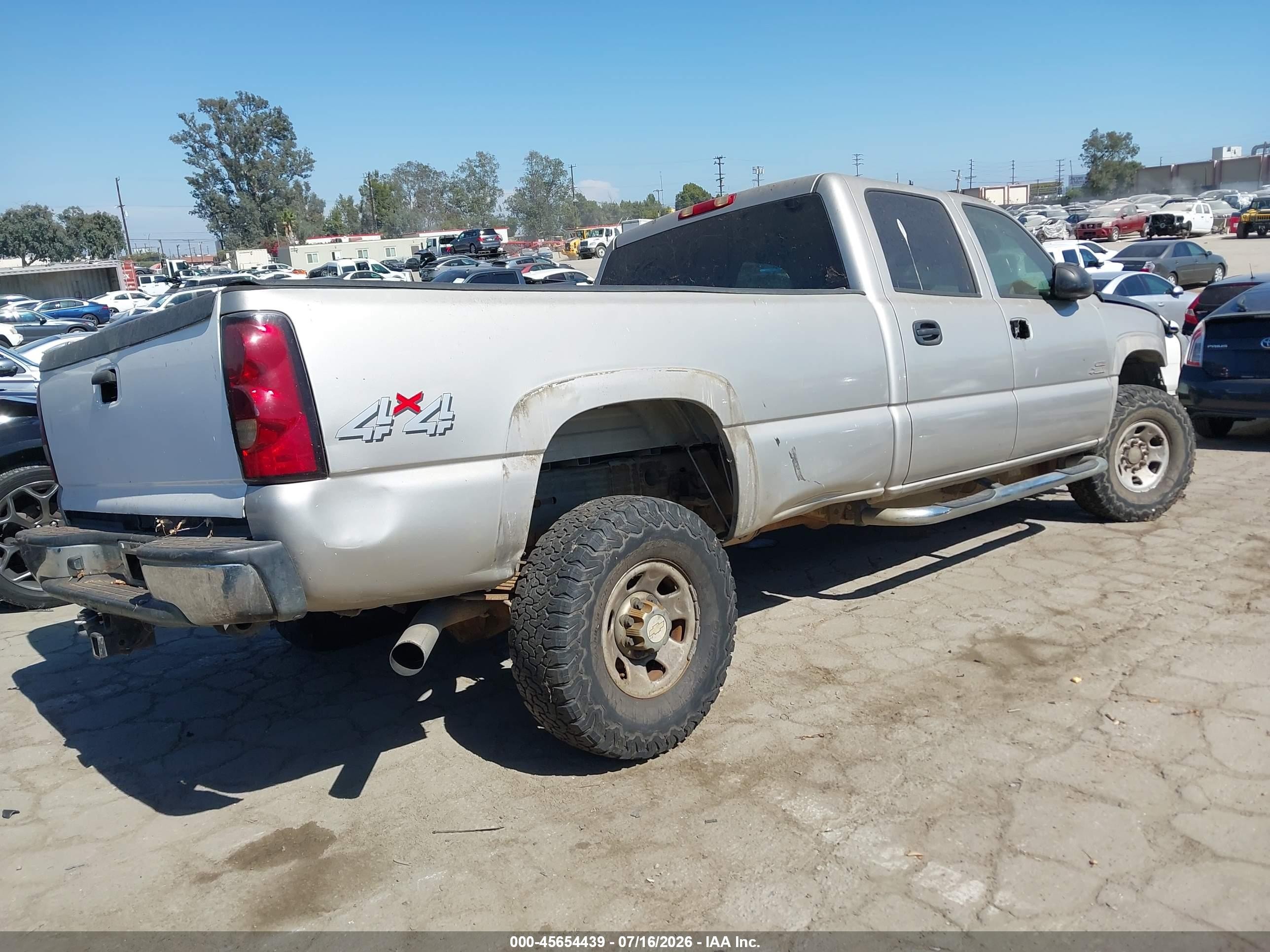 2005 Chevrolet Silverado 3500 Lt Зеленый vin: 1GCHK33285F962675
