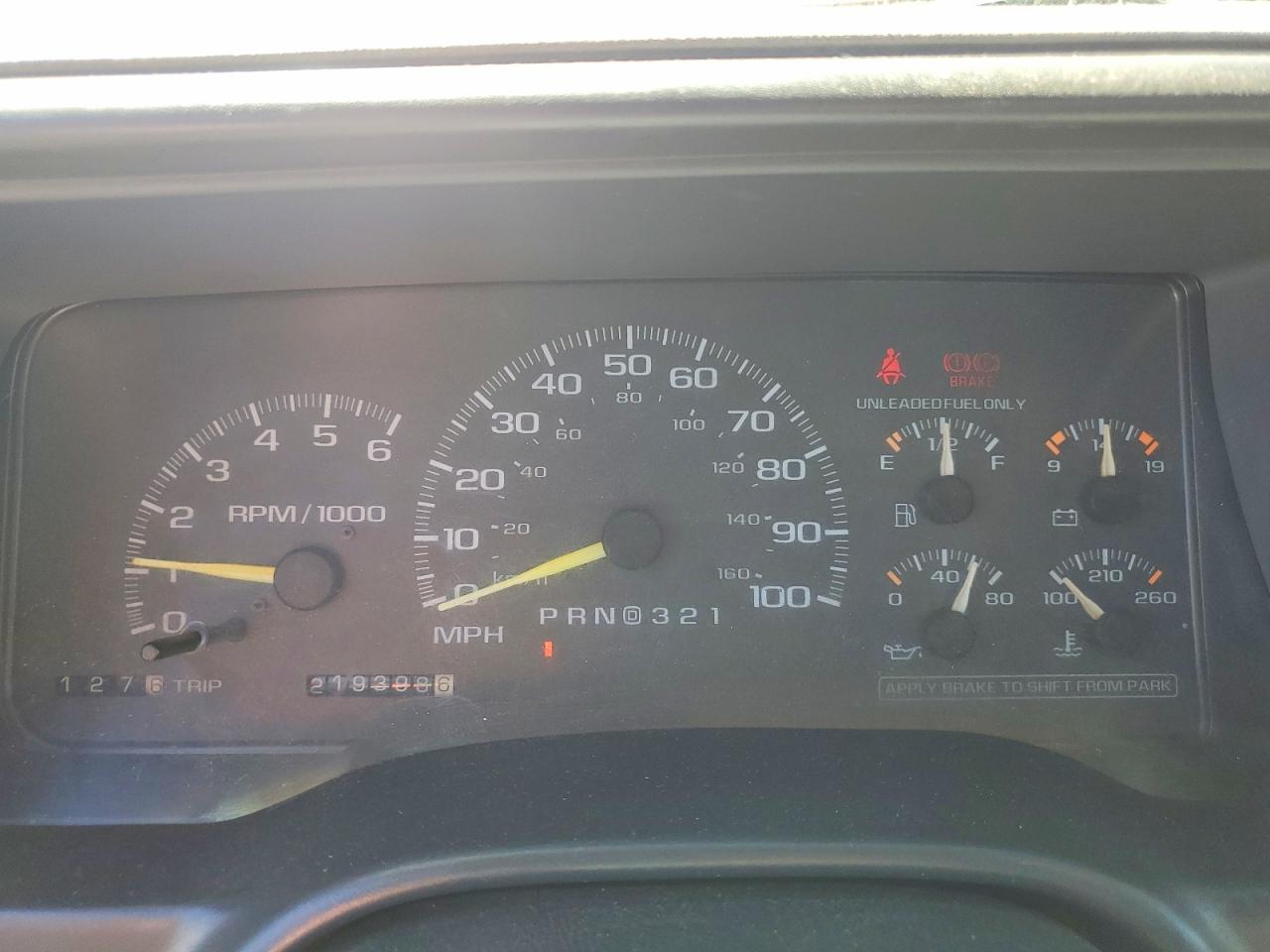 1998 Chevrolet Gmt-400 Burgundy vin: 1GCHK33J1WF024283