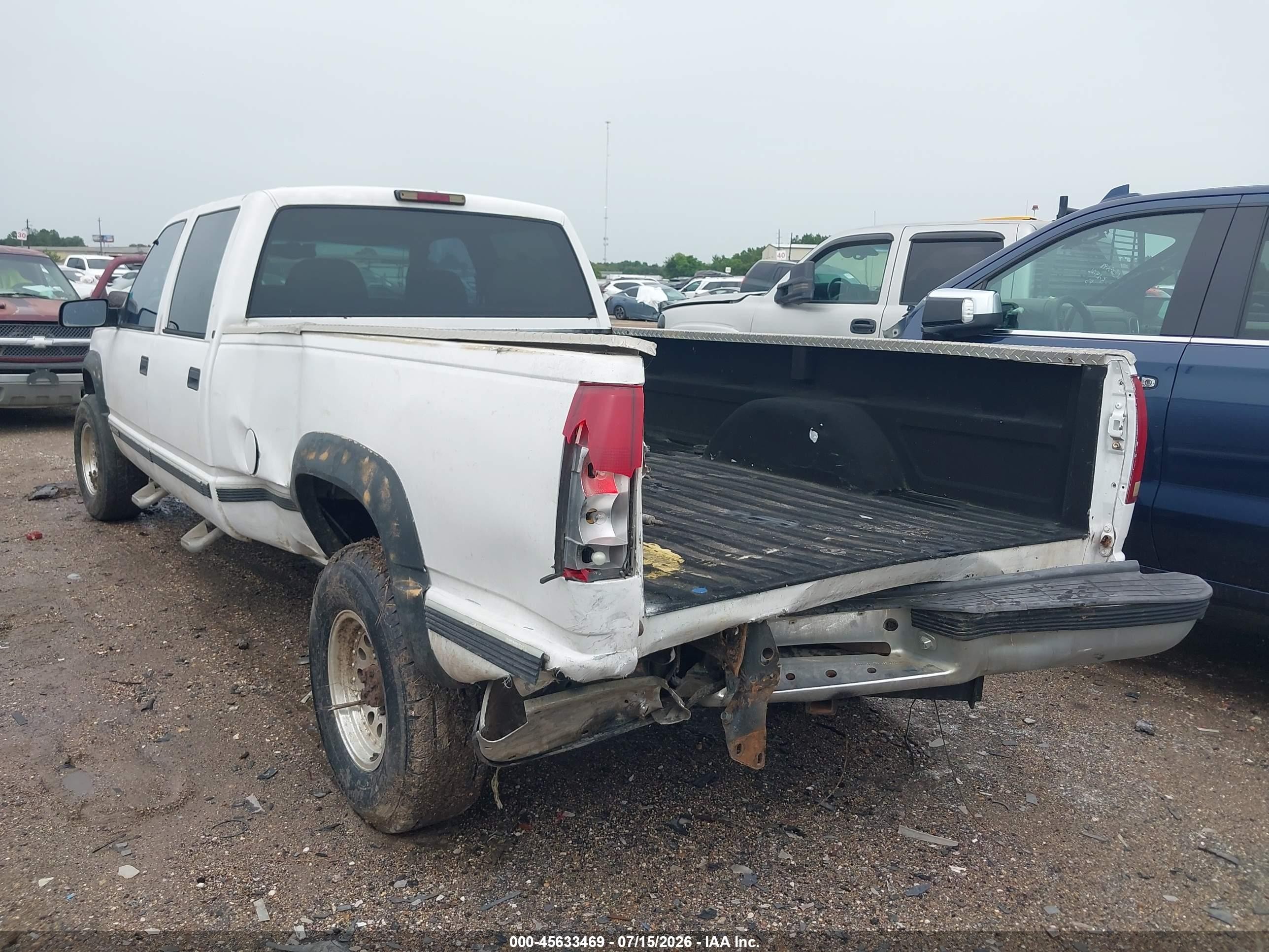 1998 Chevrolet K3500   White vin: 1GCHK33J2WF048270