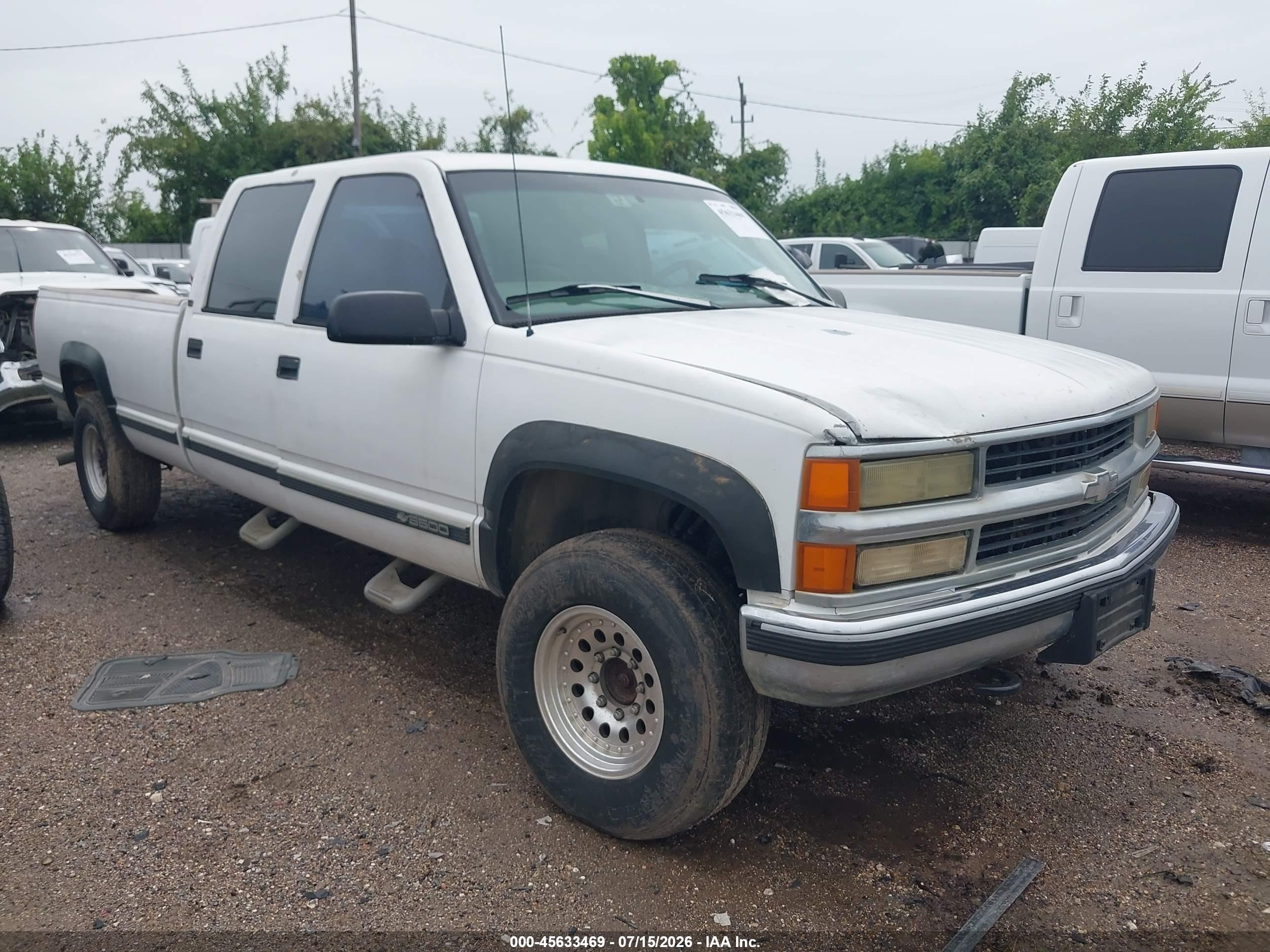 1GCHK33J2WF048270