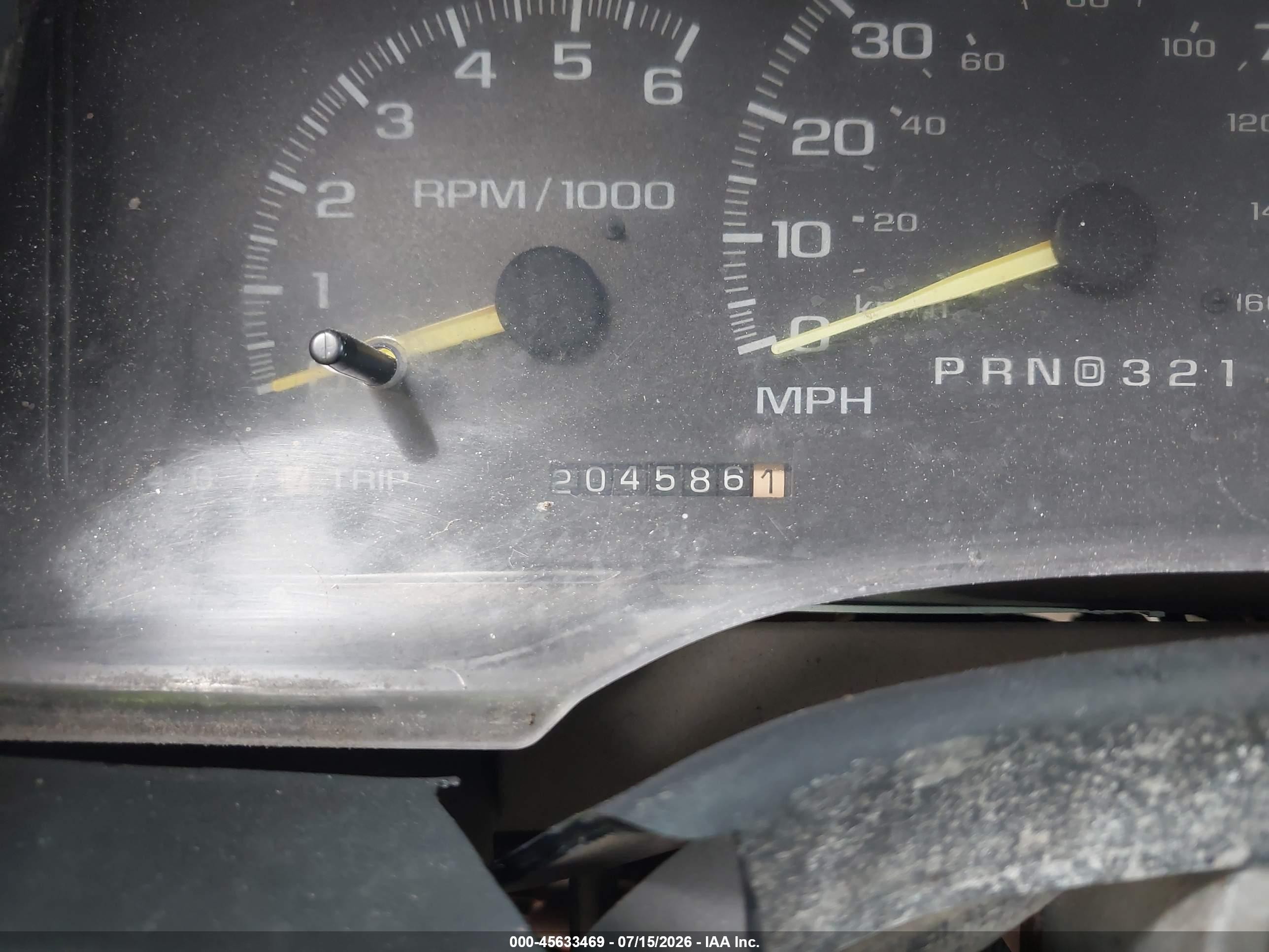 1998 Chevrolet K3500   White vin: 1GCHK33J2WF048270