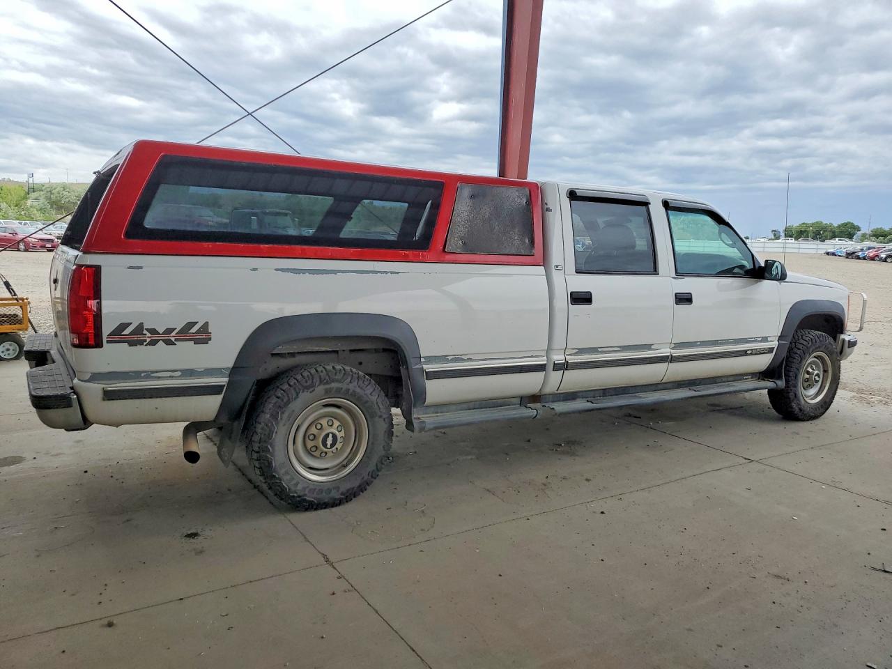 1999 Chevrolet Gmt-400 K3500 White vin: 1GCHK33J6XF033983