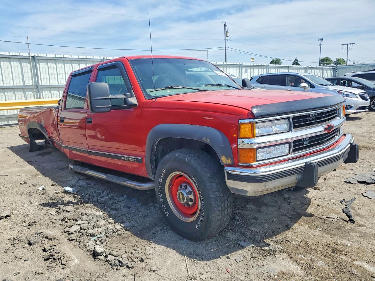 2000 Chevrolet Gmt-400 K3500 Красный vin: 1GCHK33JXYF431909