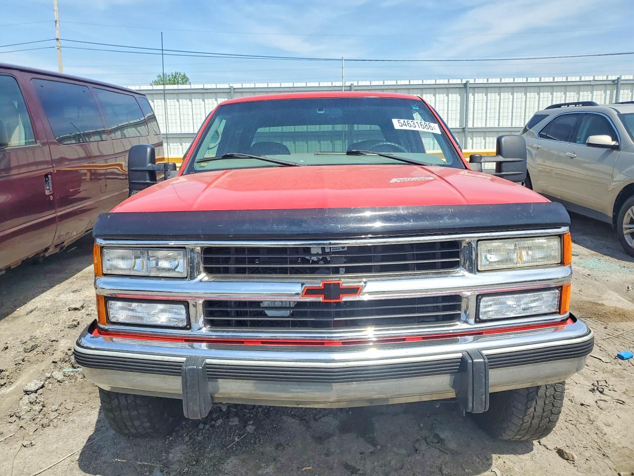 2000 Chevrolet Gmt-400 K3500 Красный vin: 1GCHK33JXYF431909