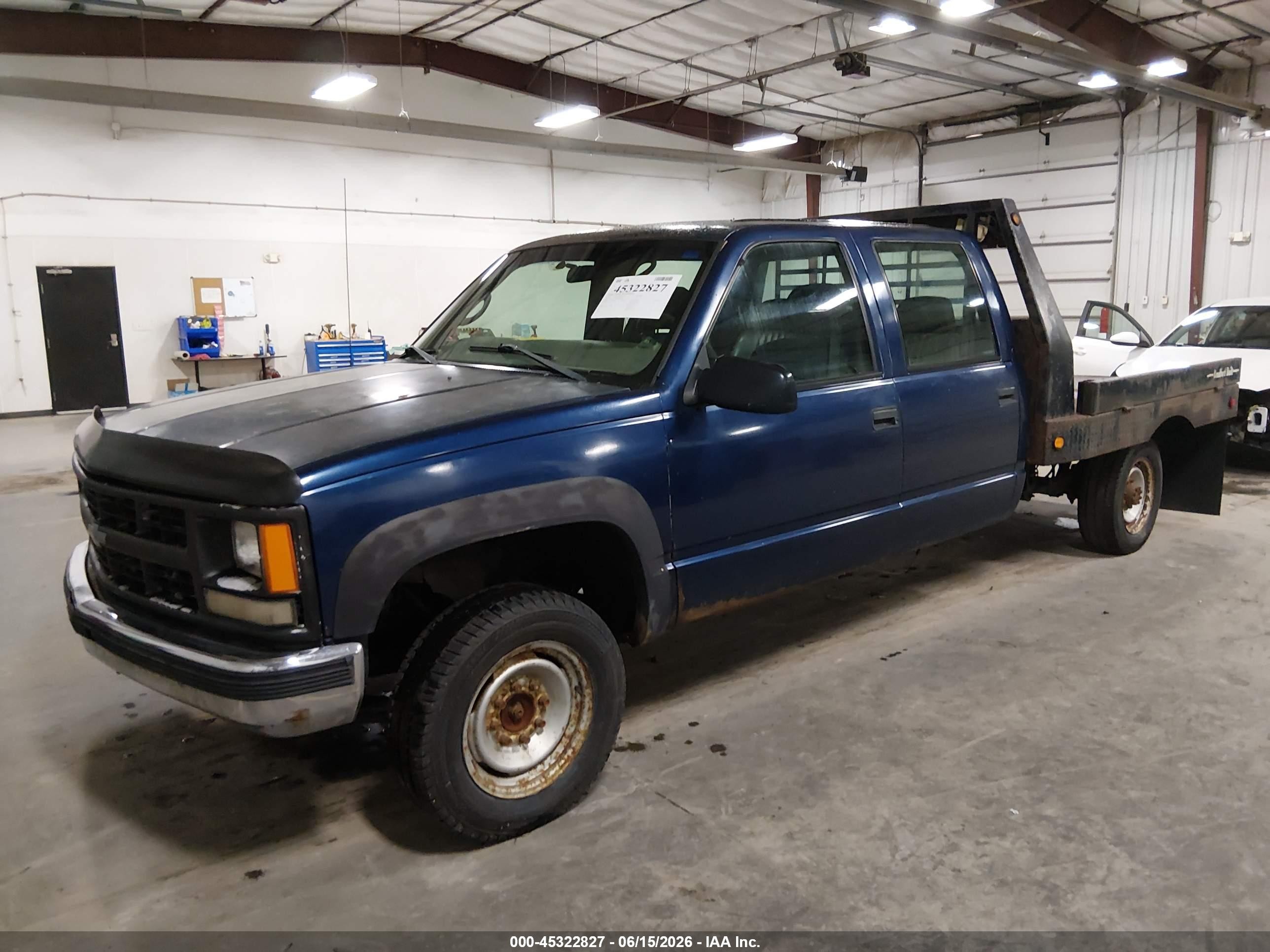 1998 Chevrolet K3500   Blue vin: 1GCHK33R9WF049955