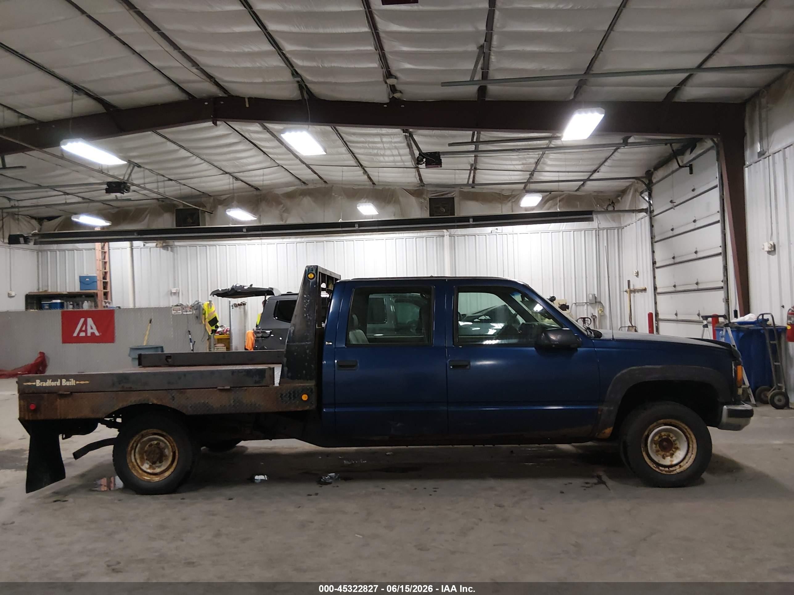 1998 Chevrolet K3500   Blue vin: 1GCHK33R9WF049955