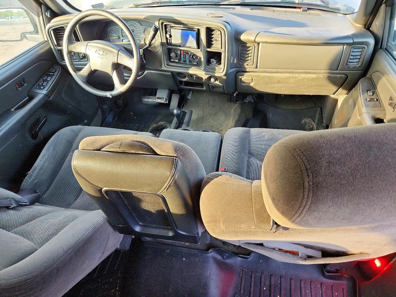 2005 Chevrolet Silverado K3500 Silver vin: 1GCHK33U35F931691