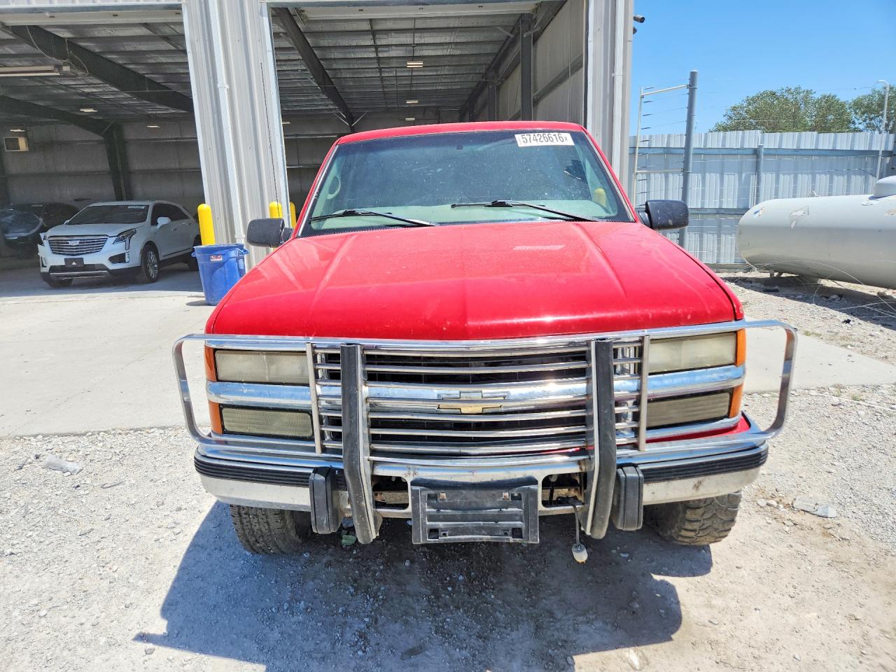 1998 Chevrolet Gmt-400 K3500 Red vin: 1GCHK34F9WF018645