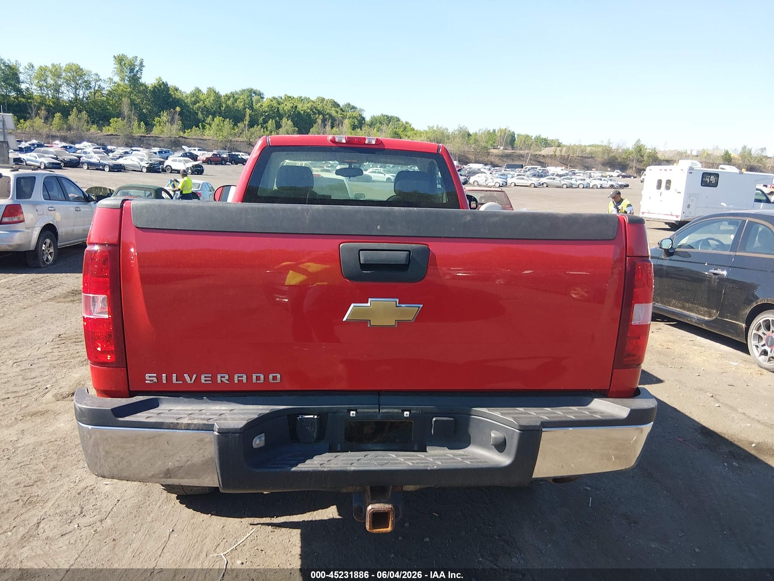 2007 Chevrolet Silverado 3500 Work Truck Red vin: 1GCHK34K77E548651