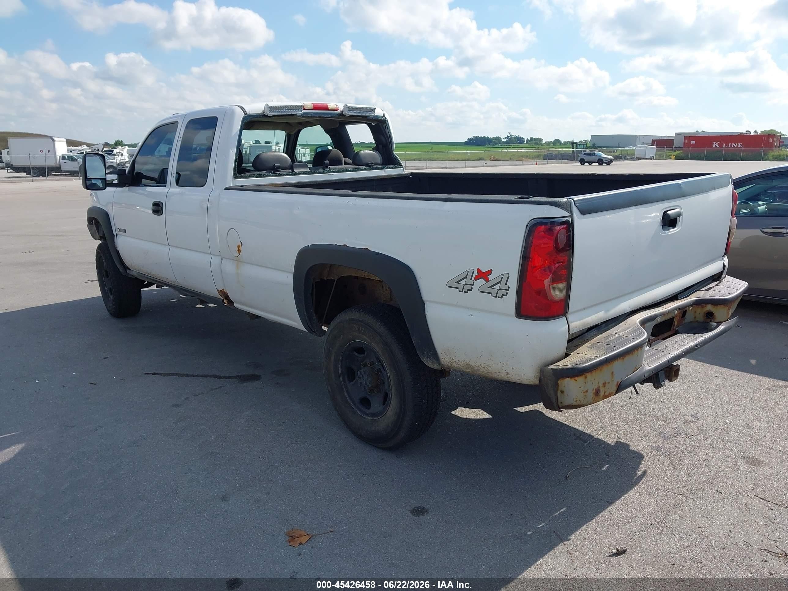2007 Chevrolet Silverado 3500 Classic Work Truck Белый vin: 1GCHK39U47E155992