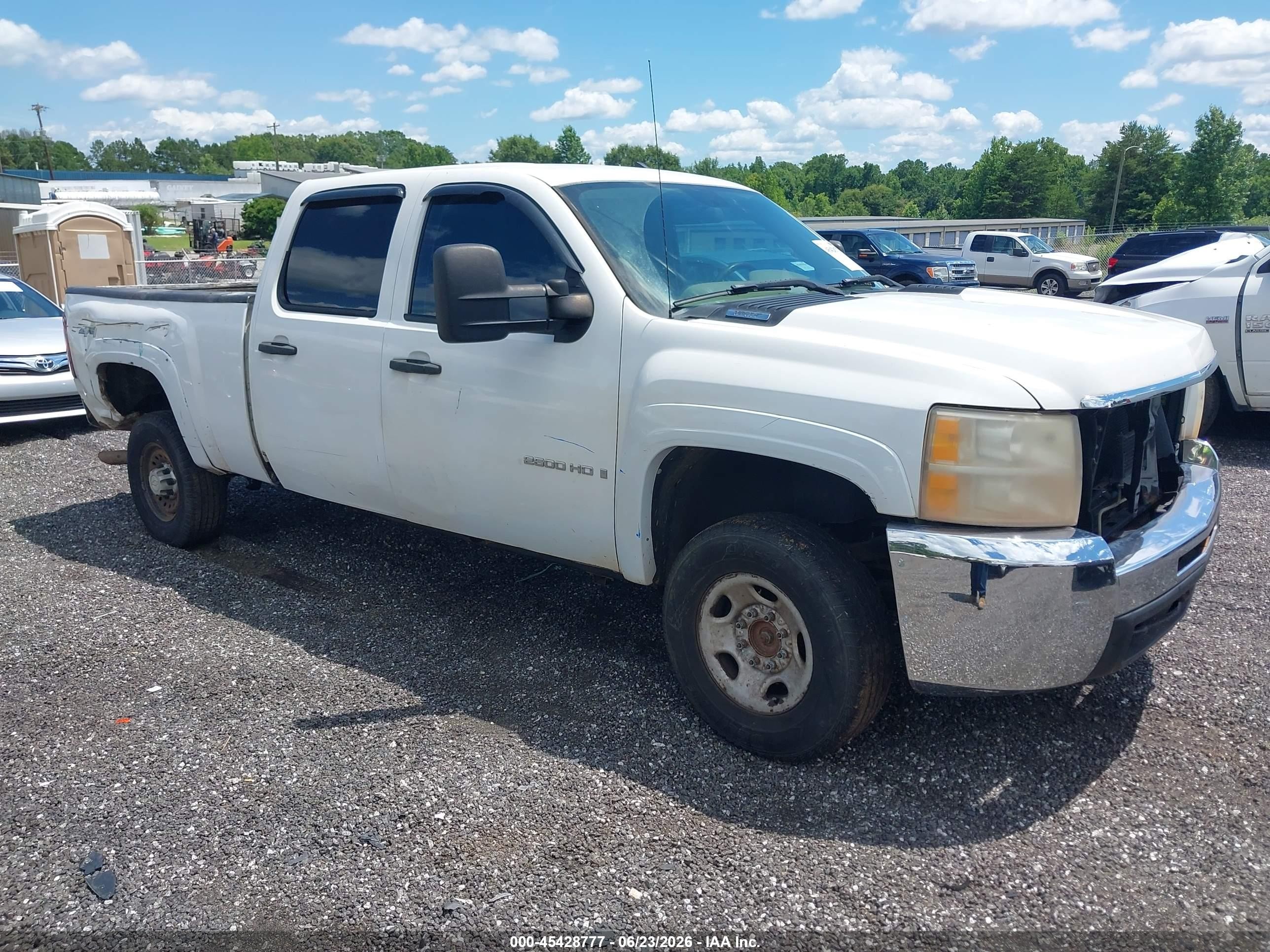 2009 Chevrolet Silverado 2500hd Work Truck White vin: 1GCHK43KX9F159667