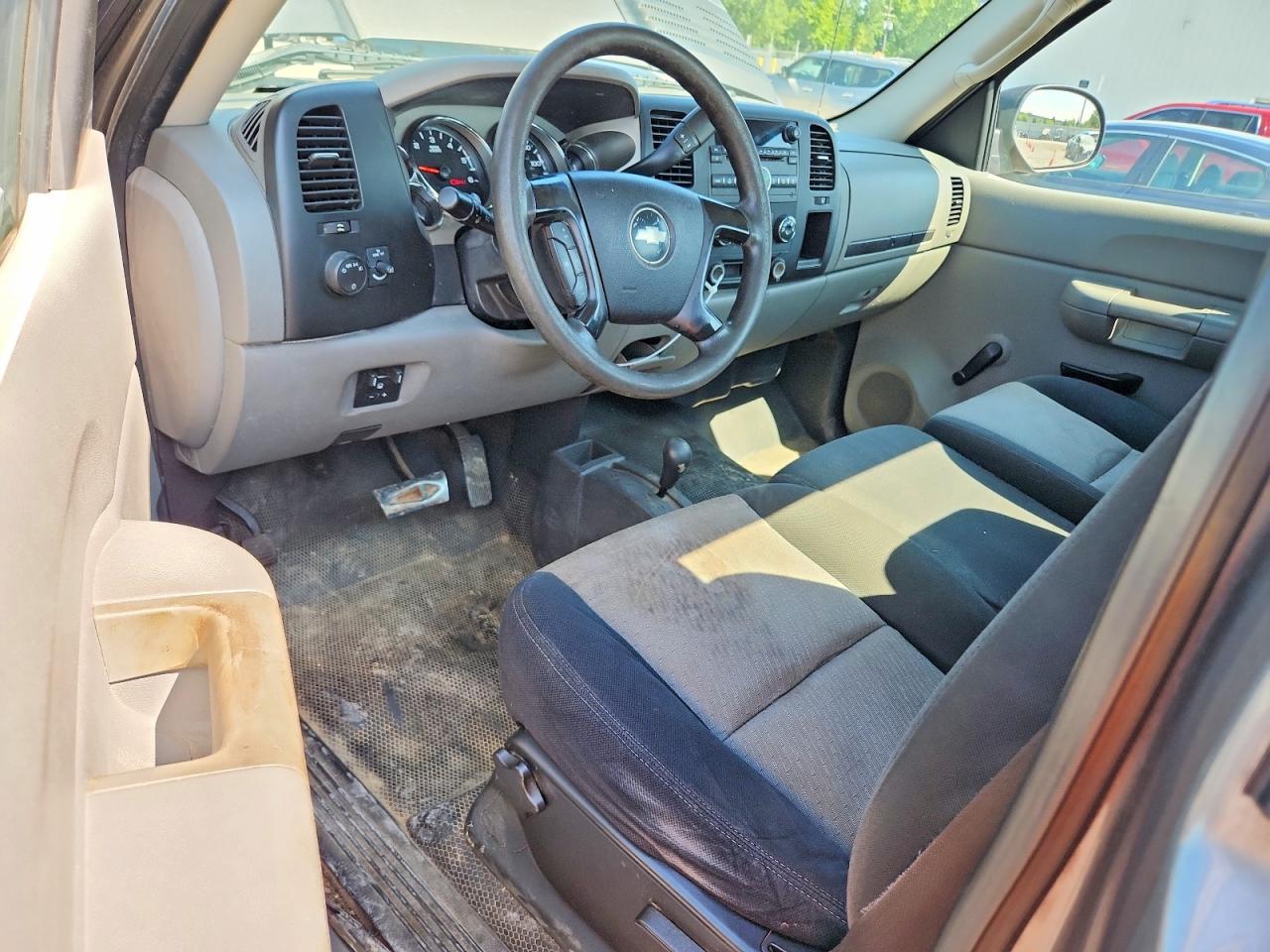 2009 Chevrolet Silverado K2500 Heavy Duty Серебряный vin: 1GCHK44K39F131353