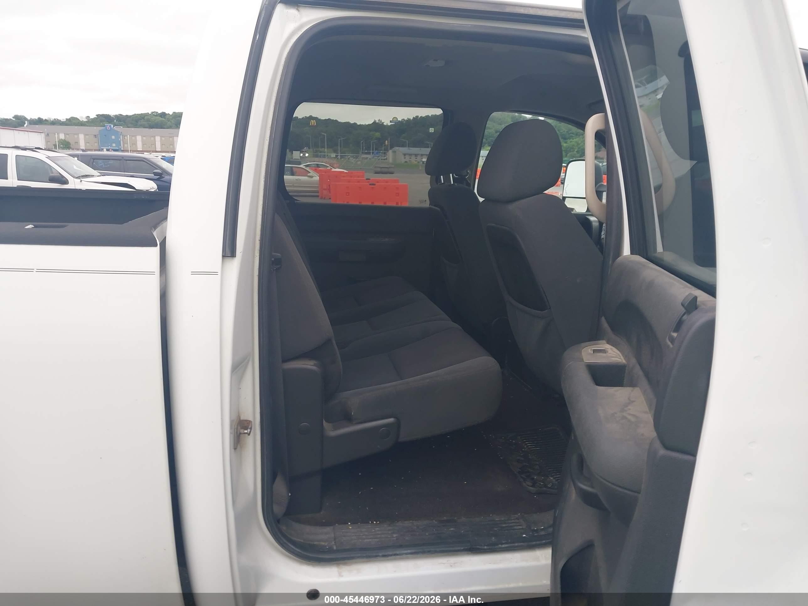 2009 Chevrolet Silverado 2500hd Lt White vin: 1GCHK53629F180649