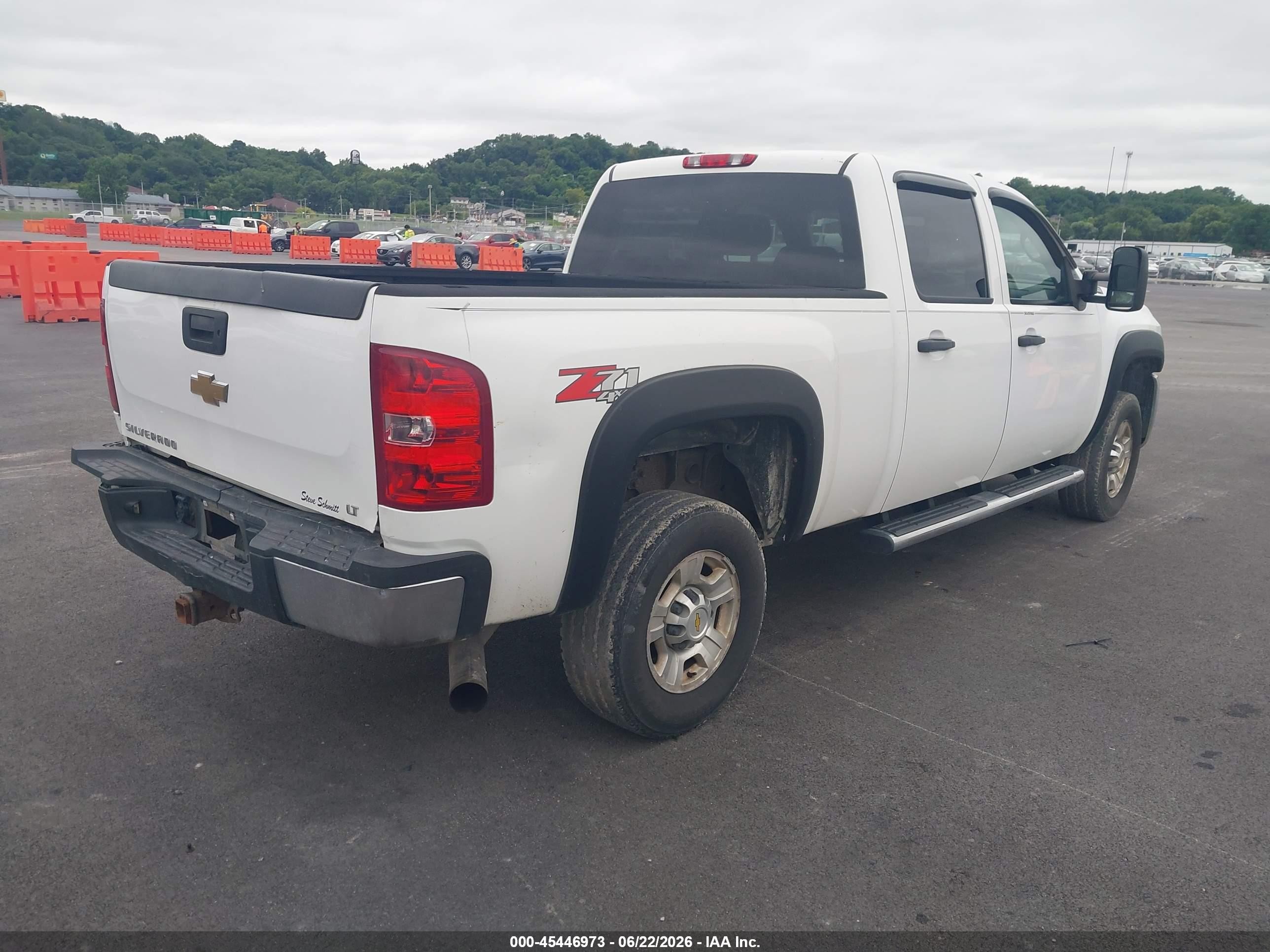2009 Chevrolet Silverado 2500hd Lt White vin: 1GCHK53629F180649