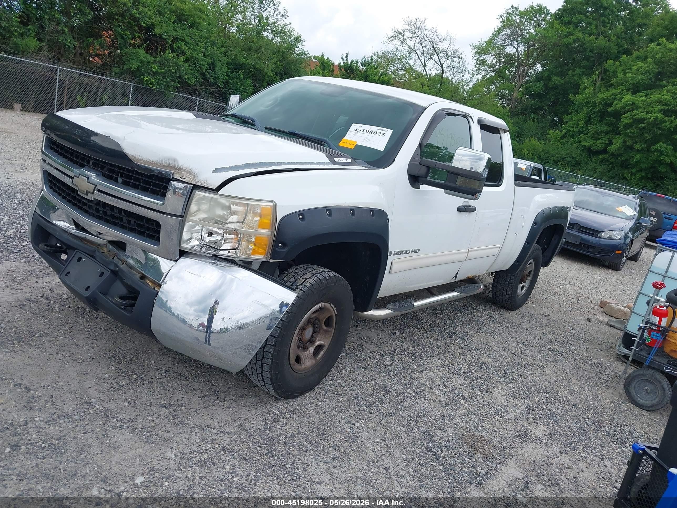 2009 Chevrolet Silverado 2500hd Lt White vin: 1GCHK59K99E124007