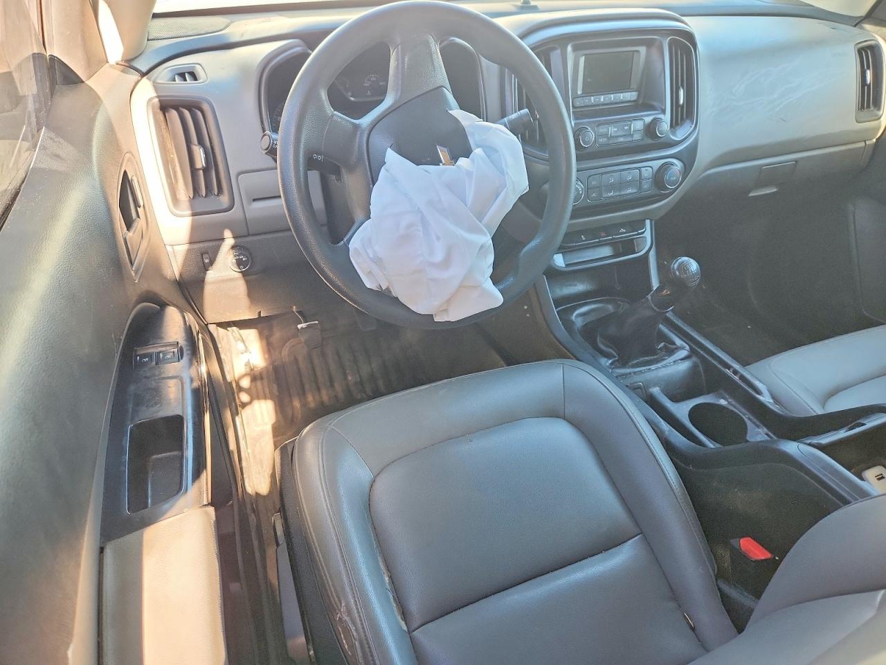 2015 Chevrolet Colorado White vin: 1GCHS1EA2F1234521