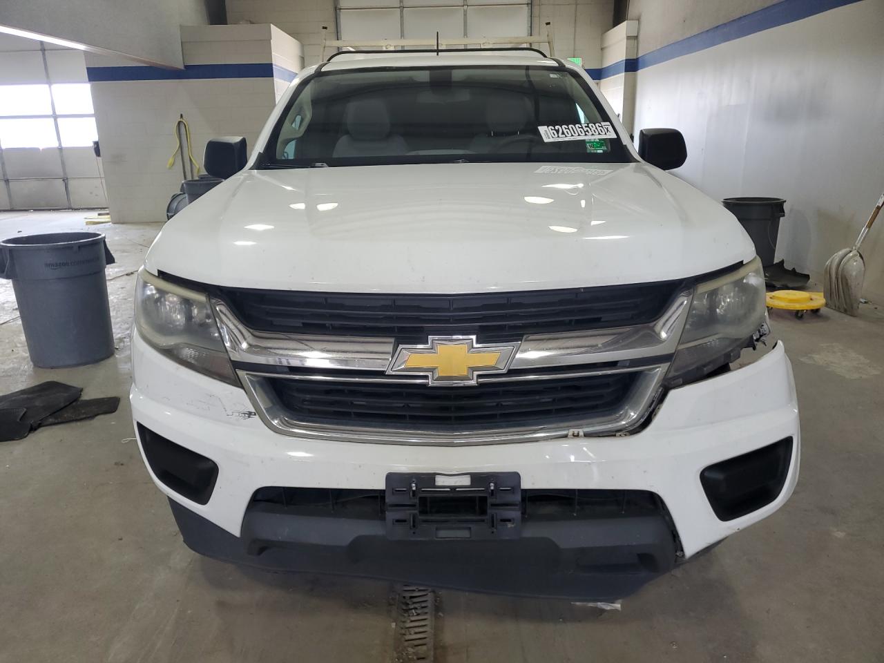 2015 Chevrolet Colorado Белый vin: 1GCHSAEA3F1178878 Damage: Left Head Lamp, Faded, Repair Required