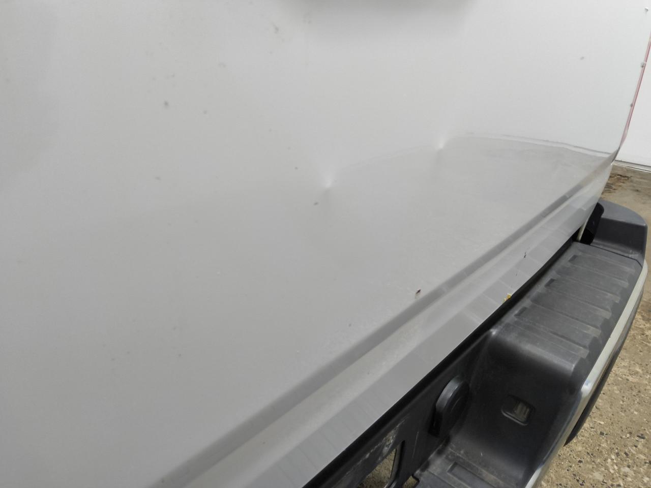 2015 Chevrolet Colorado White vin: 1GCHSAEA5F1186822 Damage: Tailgate, Dent(S) W/ Paint Dmg, 1 To 2 Inches