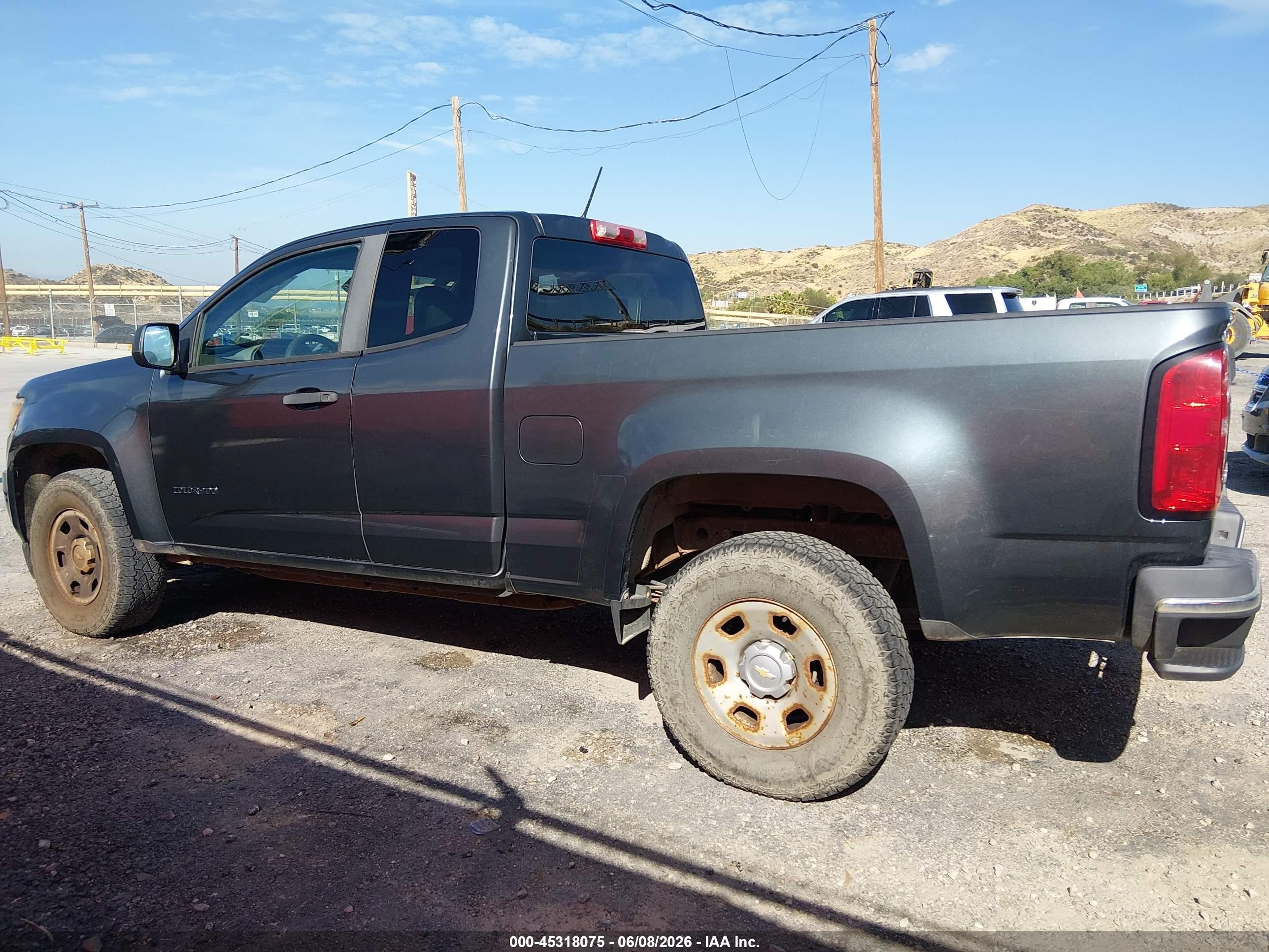 2015 Chevrolet Colorado Wt Gray vin: 1GCHSAEA7F1232327