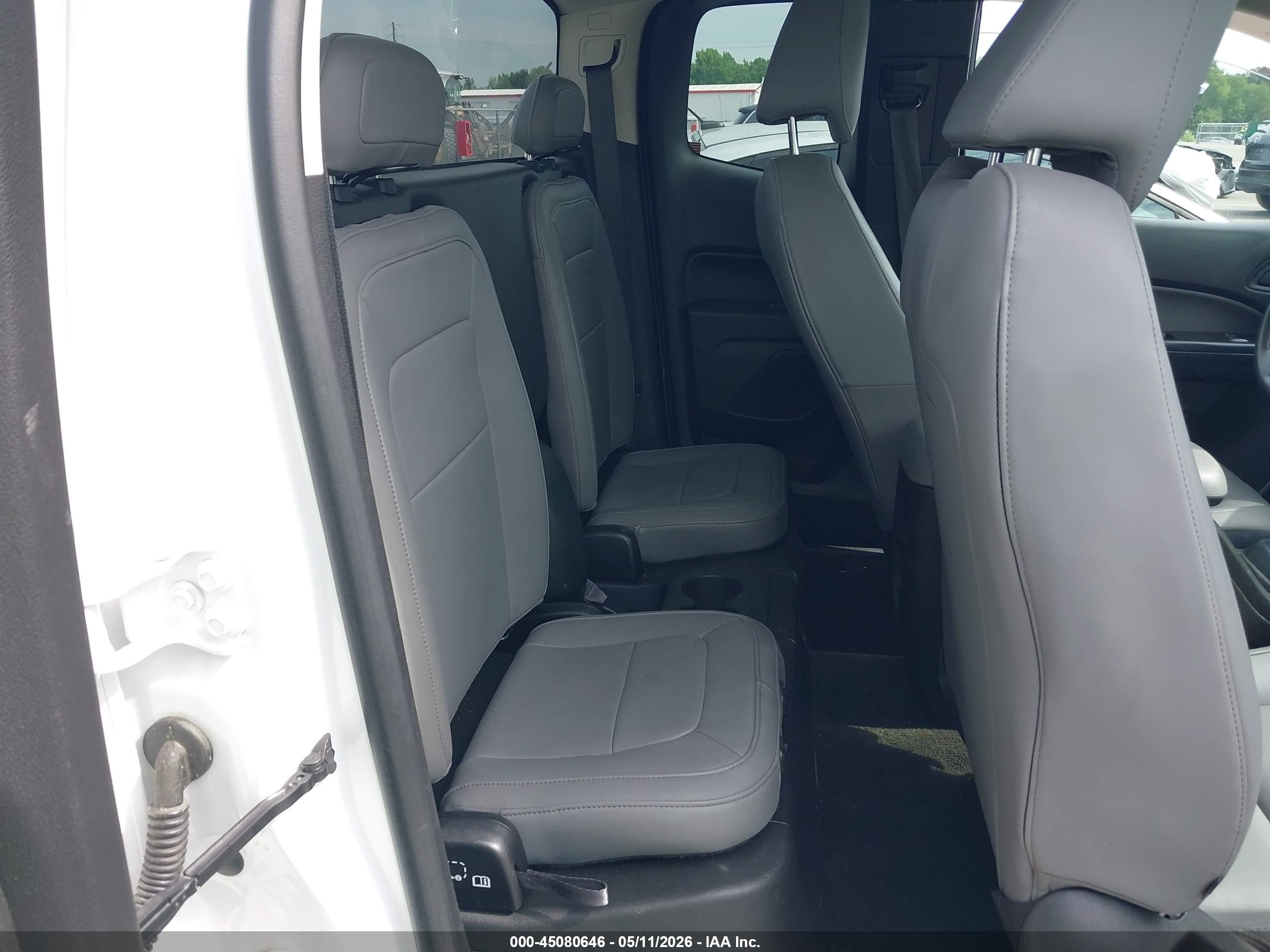 2015 Chevrolet Colorado Wt White vin: 1GCHSAEAXF1232886