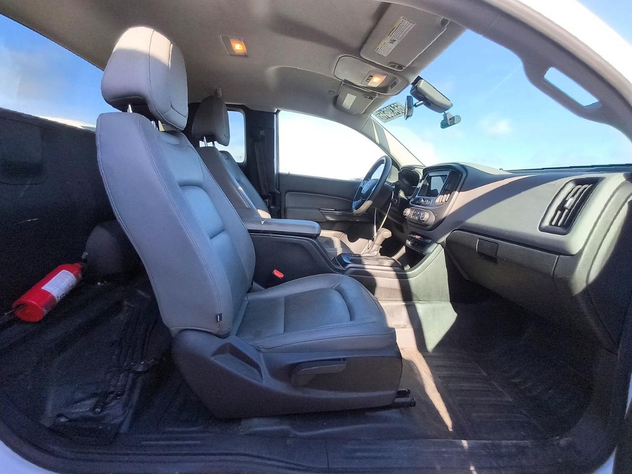 2019 Chevrolet Colorado White vin: 1GCHSBEA3K1332859