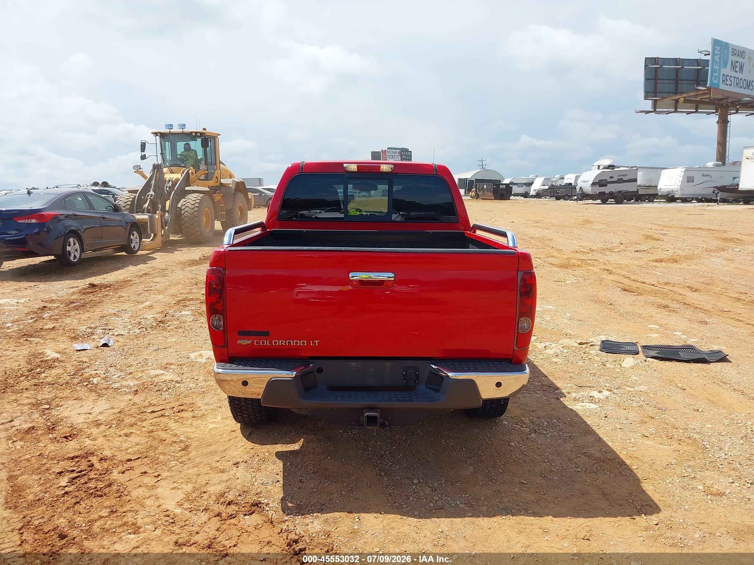 2011 Chevrolet Colorado 2lt Red vin: 1GCHSDFE0B8136656
