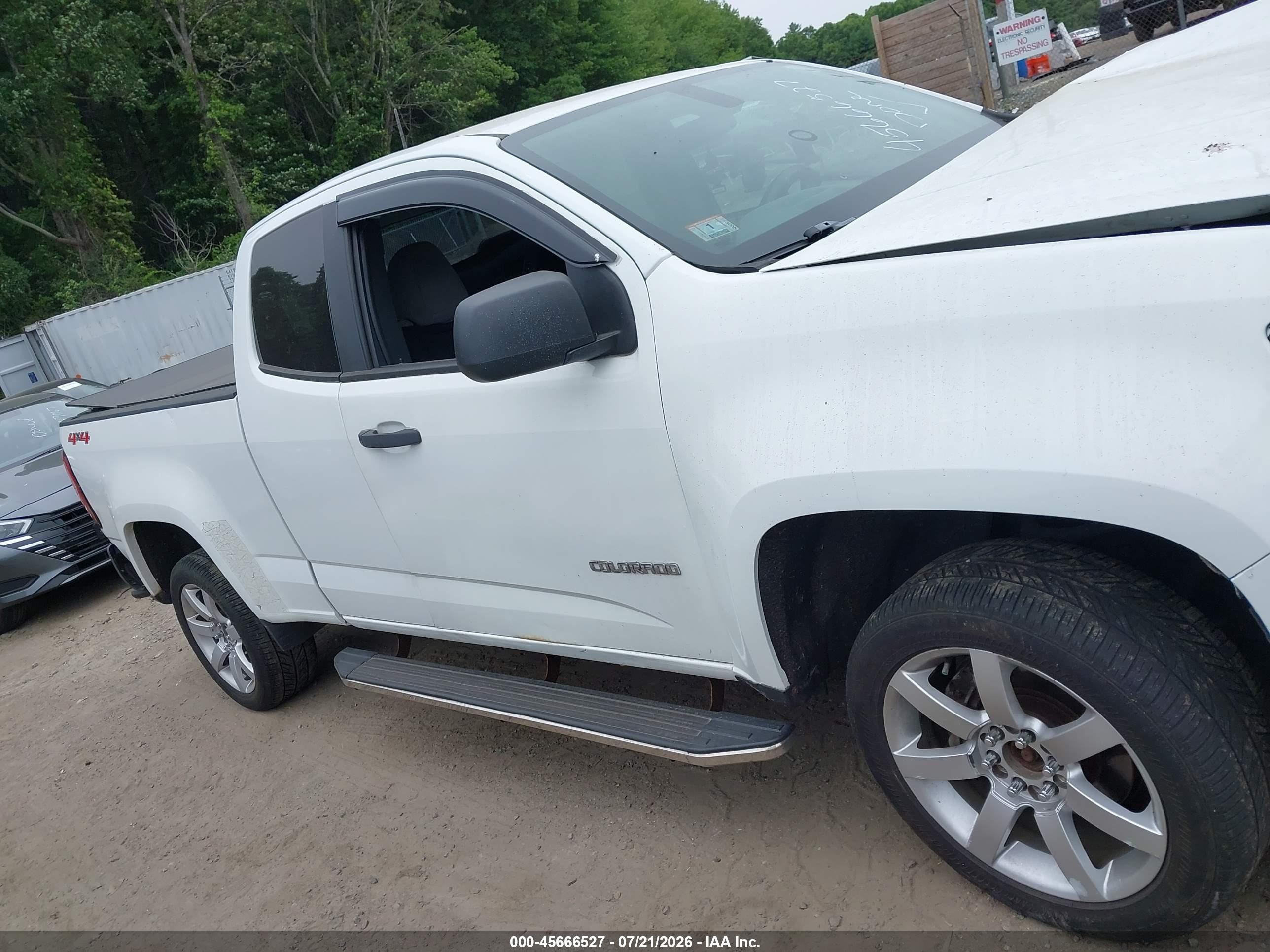 2015 Chevrolet Colorado 4wd Wt White vin: 1GCHTAEA7F1148831