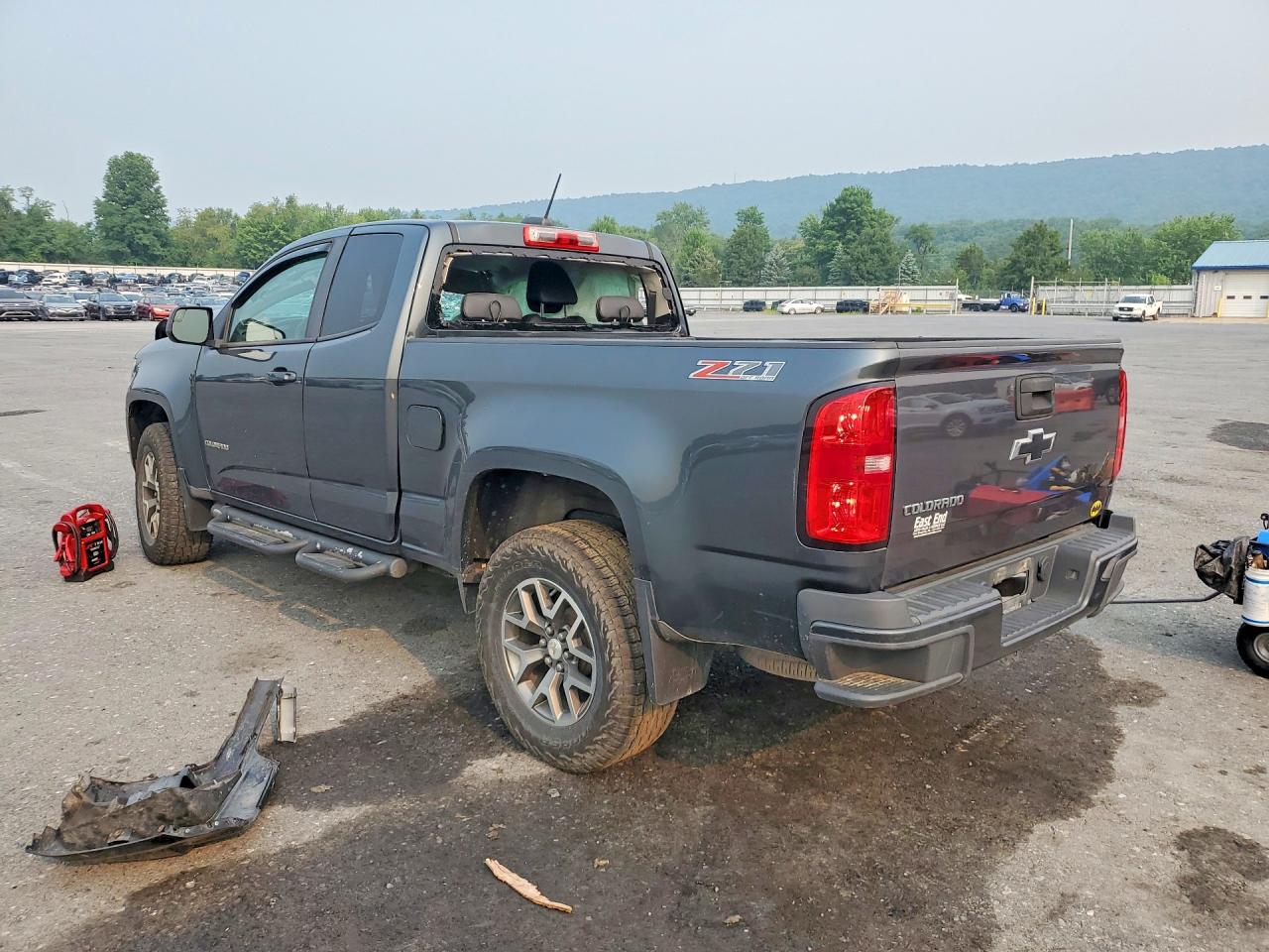 2015 Chevrolet Colorado Z71 Gray vin: 1GCHTCE37F1192583