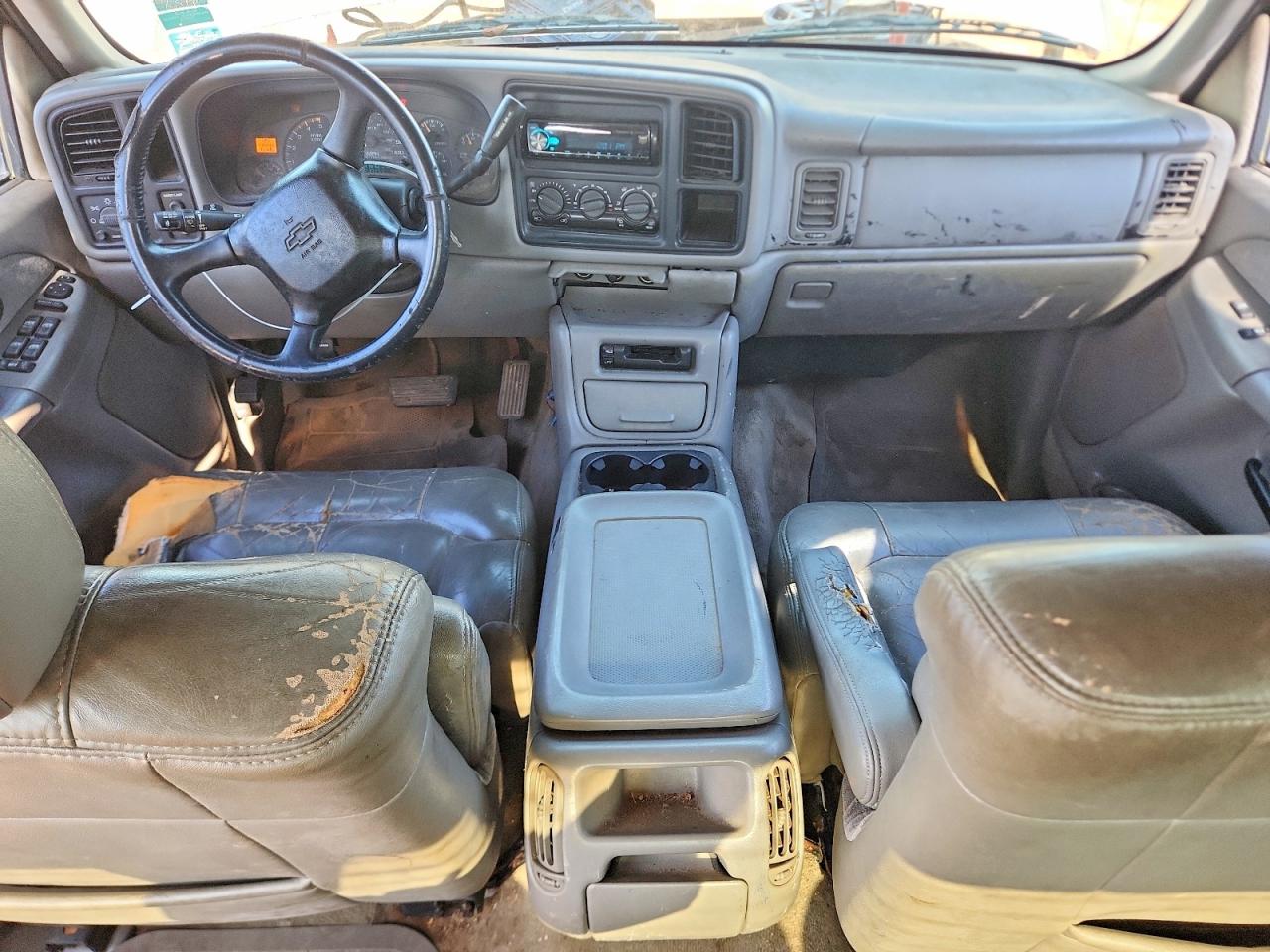 2002 Chevrolet Silverado C3500 Gold vin: 1GCJC33122F131674