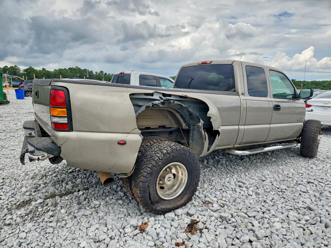 2001 Chevrolet Silverado C3500 Tan vin: 1GCJC39131F121659