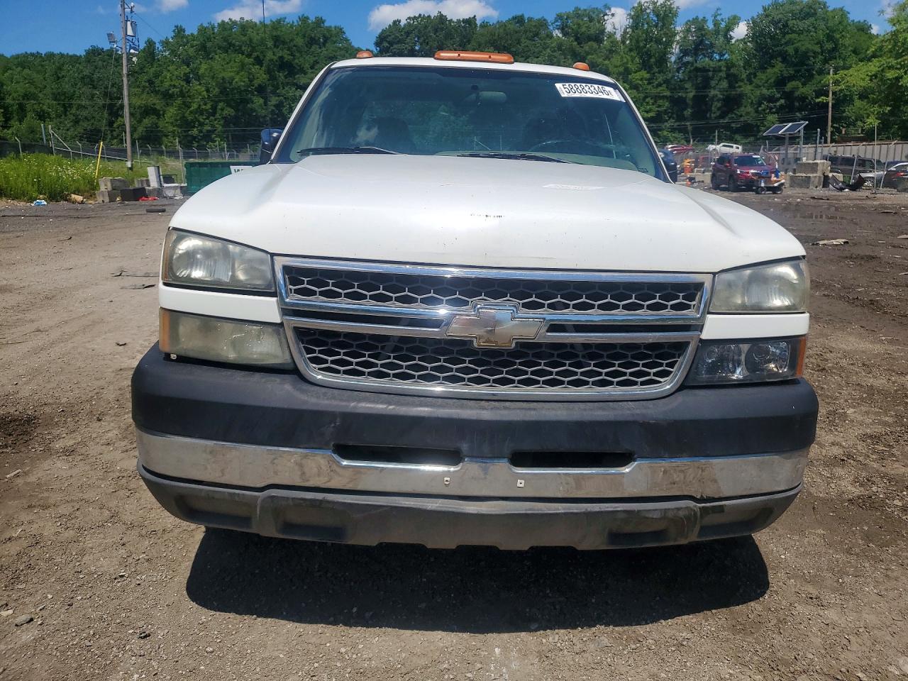 2005 Chevrolet Silverado C3500 White vin: 1GCJC39275E318855