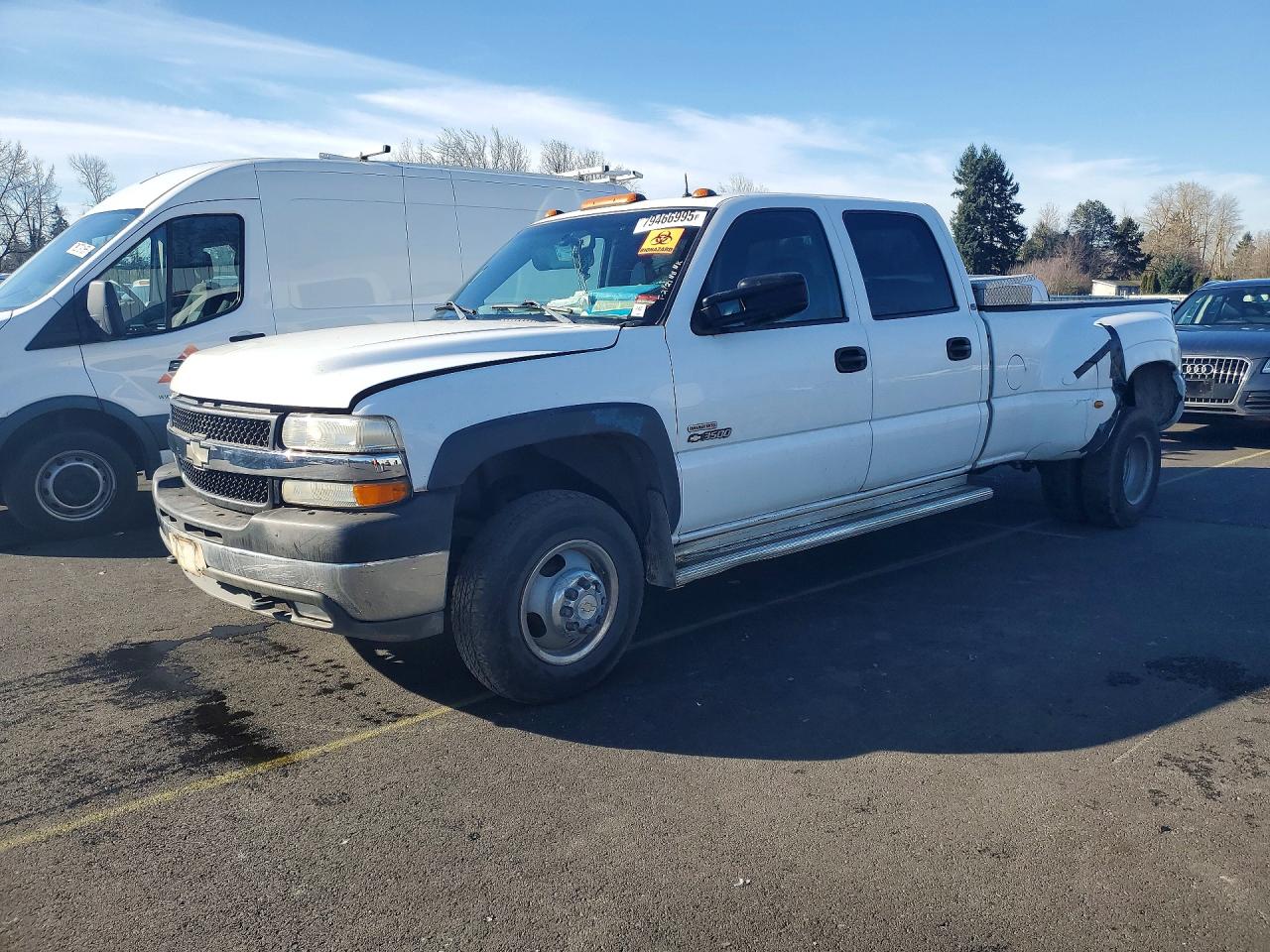 2002 Chevrolet Silverado K3500 White vin: 1GCJK331X2F167406