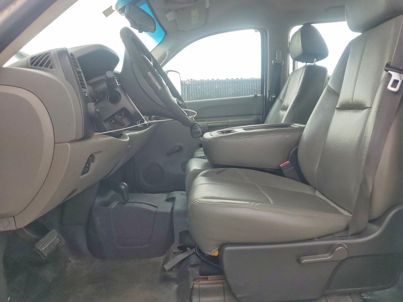 2008 Chevrolet Silverado K3500 Белый vin: 1GCJK33638F150967