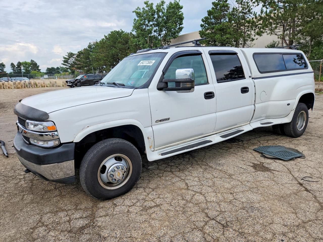 2001 Chevrolet Silverado K3500 White vin: 1GCJK33U91F116696