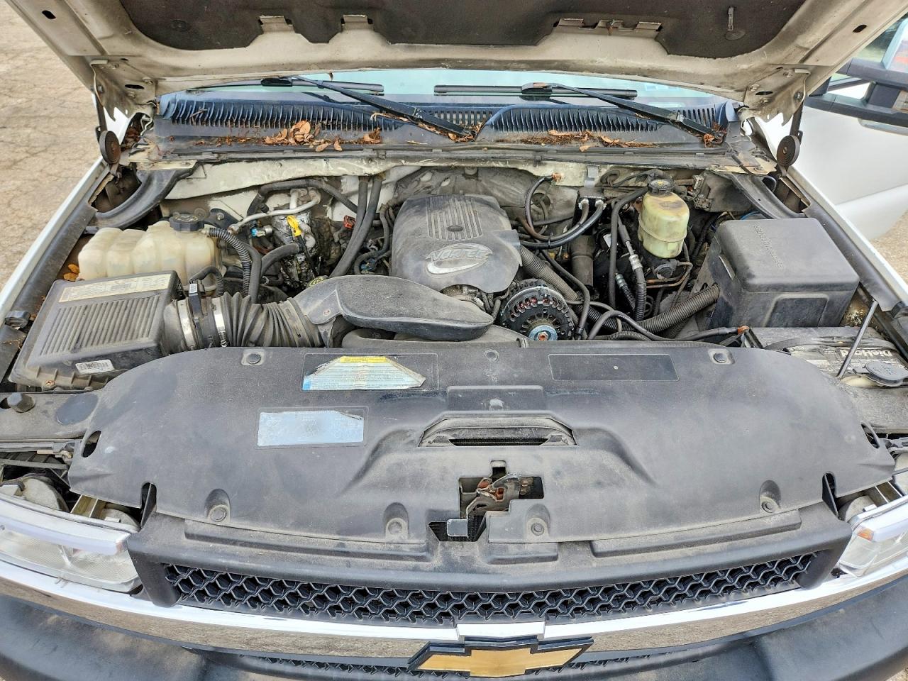 2001 Chevrolet Silverado K3500 White vin: 1GCJK33U91F116696