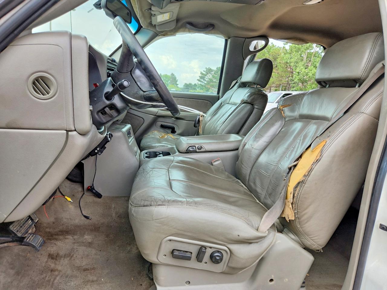 2001 Chevrolet Silverado K3500 White vin: 1GCJK33U91F116696