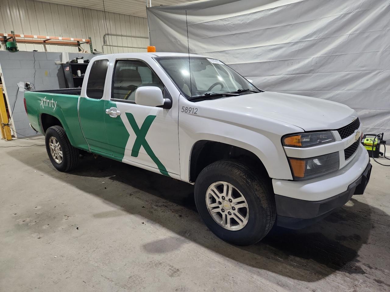 2011 Chevrolet Colorado Lt Белый vin: 1GCJTCFE3B8127538 Damage: Right Front Fender, Dent(S) W/ Paint Dmg, 1 To 2 Inches