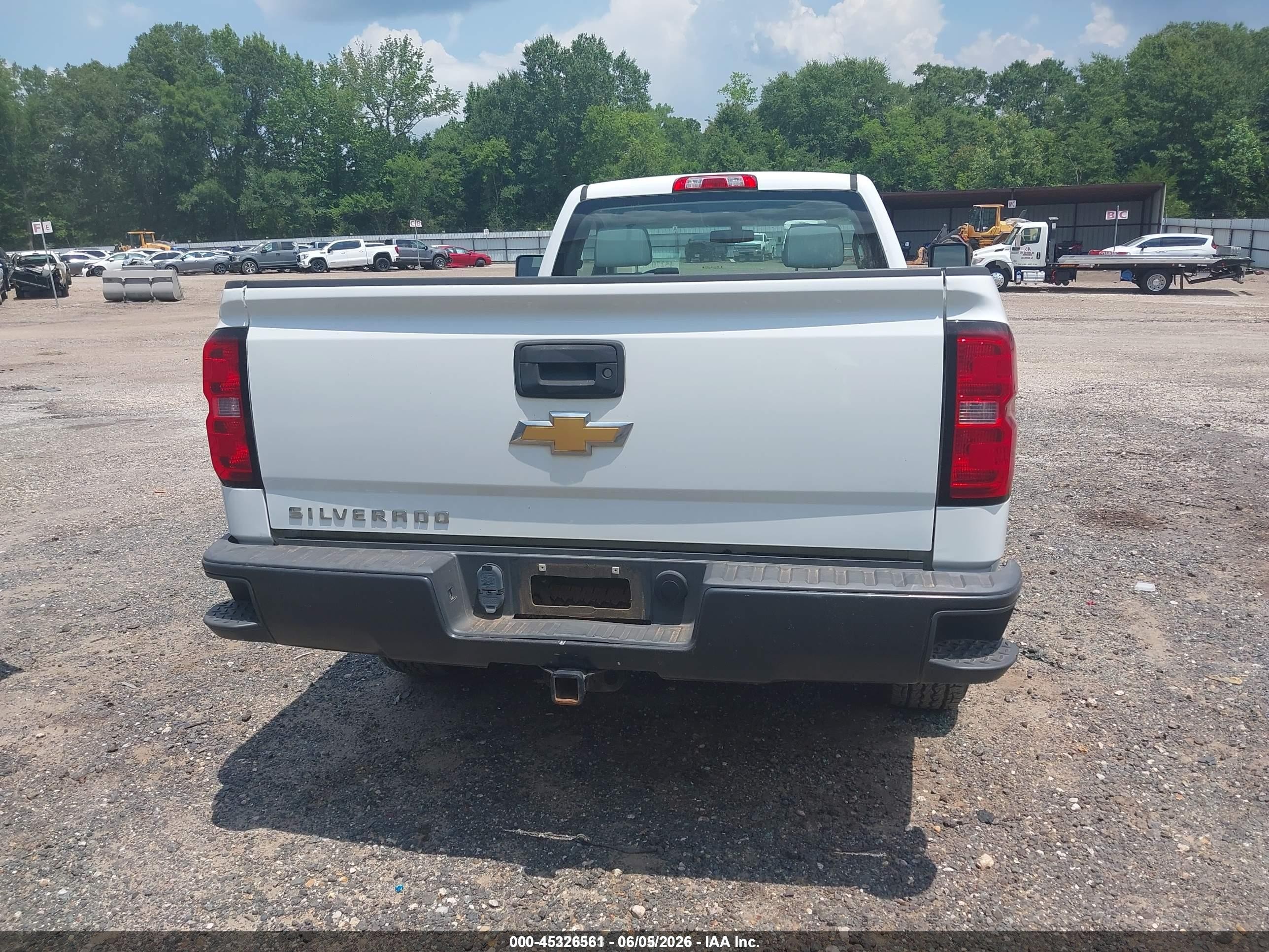 2017 Chevrolet Silverado 1500 Wt White vin: 1GCNCNEC0HZ124807
