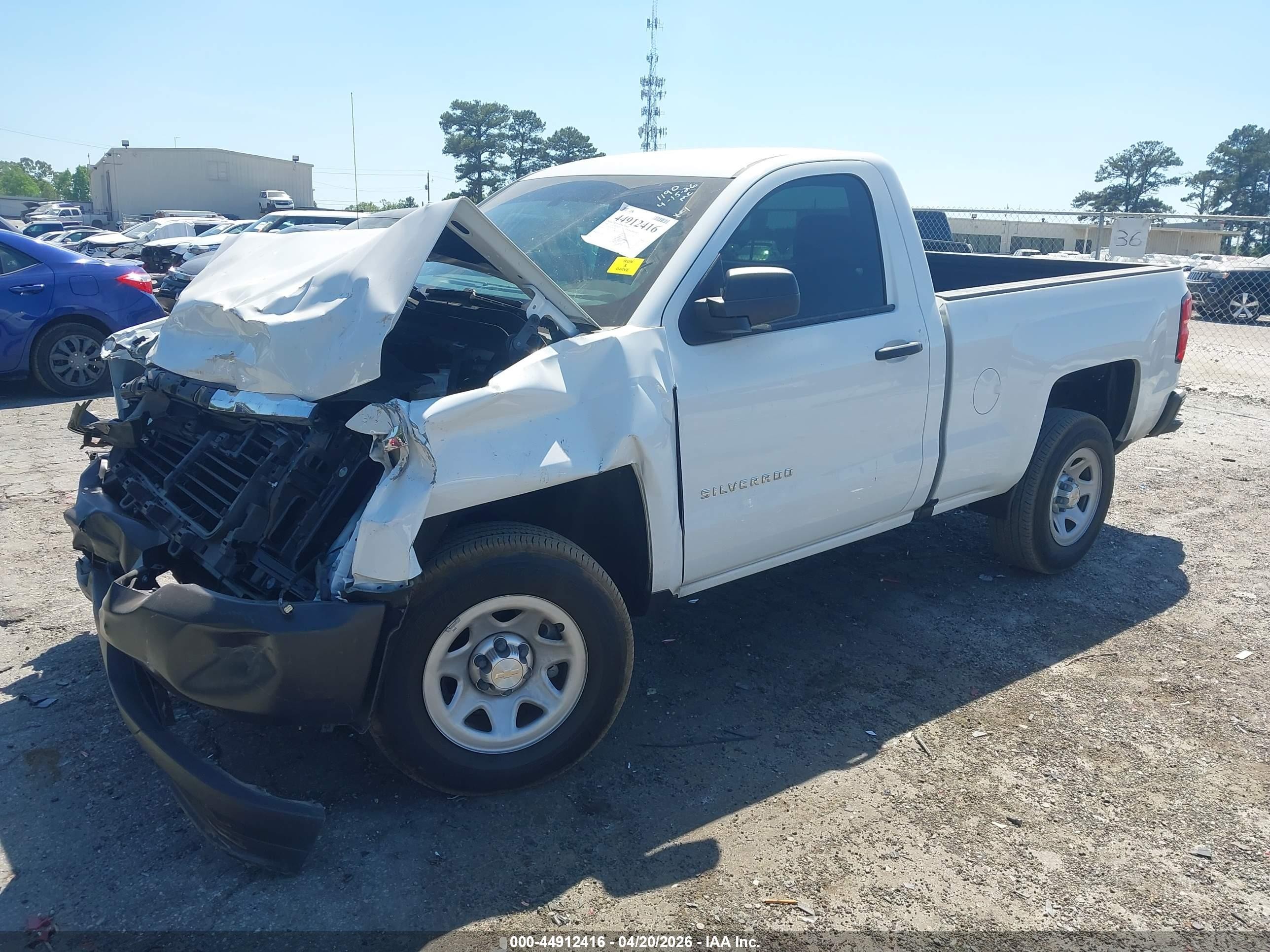 2018 Chevrolet Silverado 1500 Wt White vin: 1GCNCNEC7JZ359730