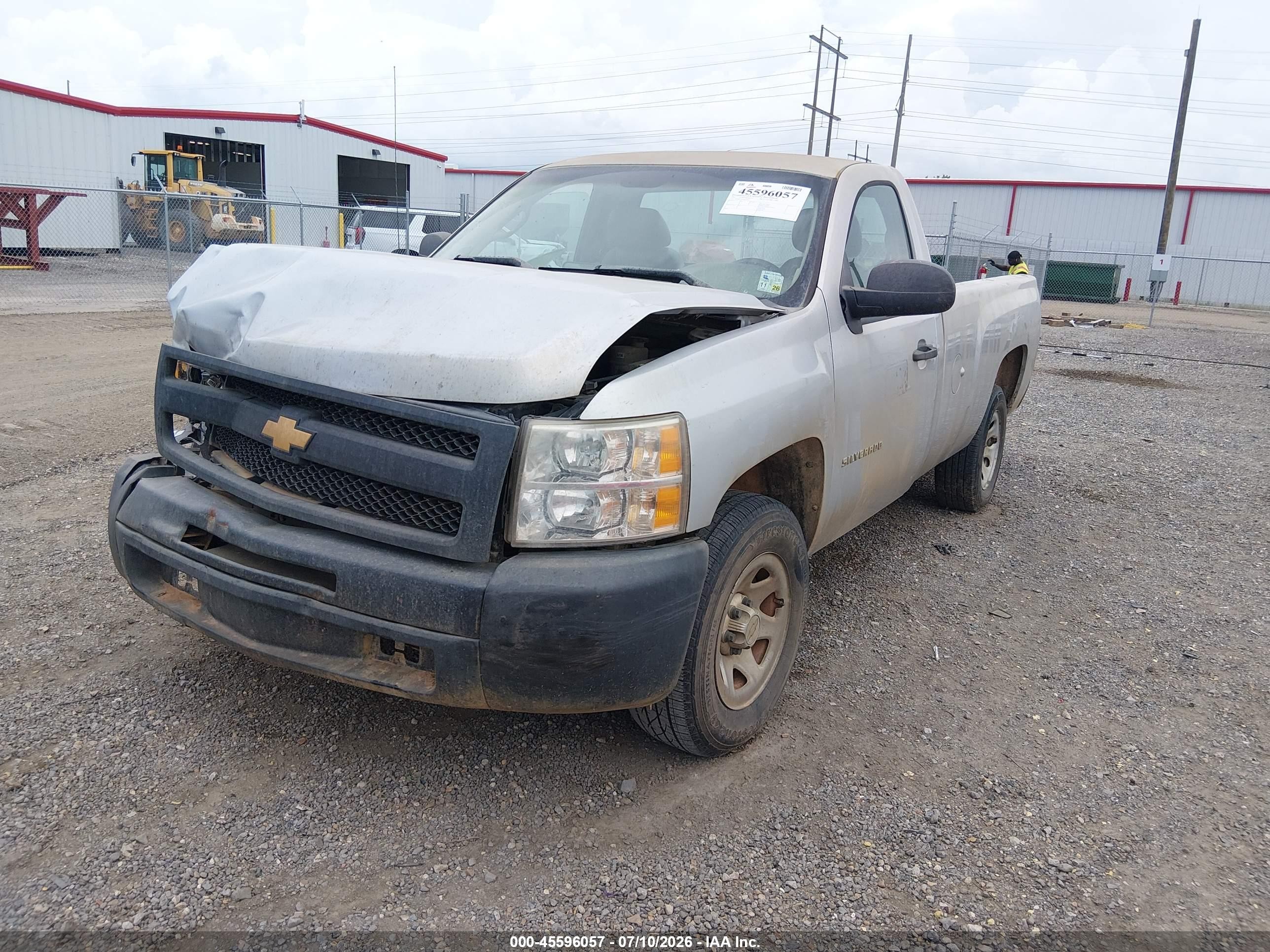 2013 Chevrolet Silverado 1500 Work Truck Серебряный vin: 1GCNCPE01DZ143474