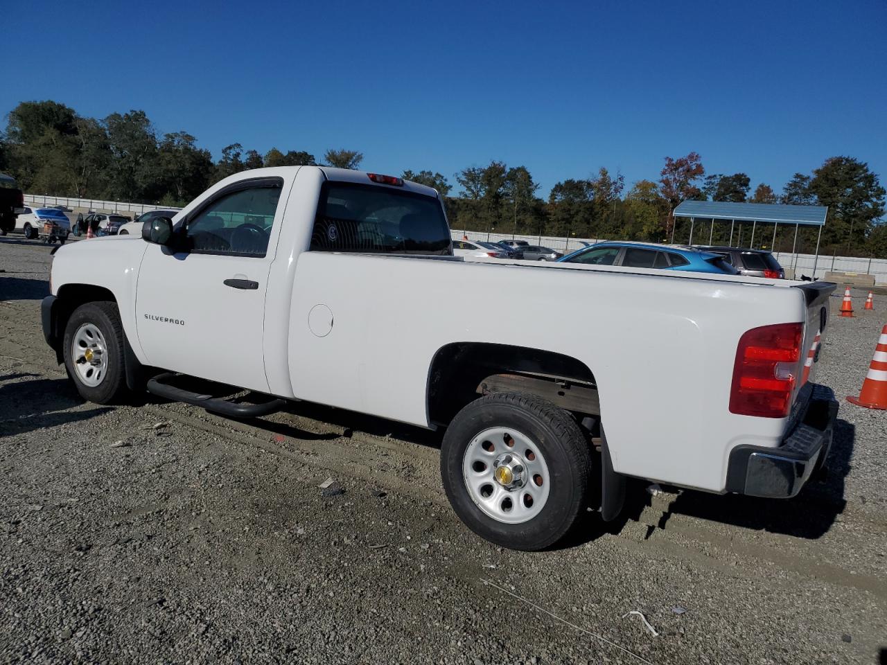 2012 Chevrolet Silverado C1500 White vin: 1GCNCPE04CZ226606