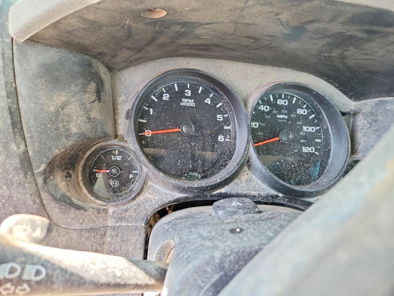 2011 Chevrolet Silverado C1500 Белый vin: 1GCNCPE09BZ345430