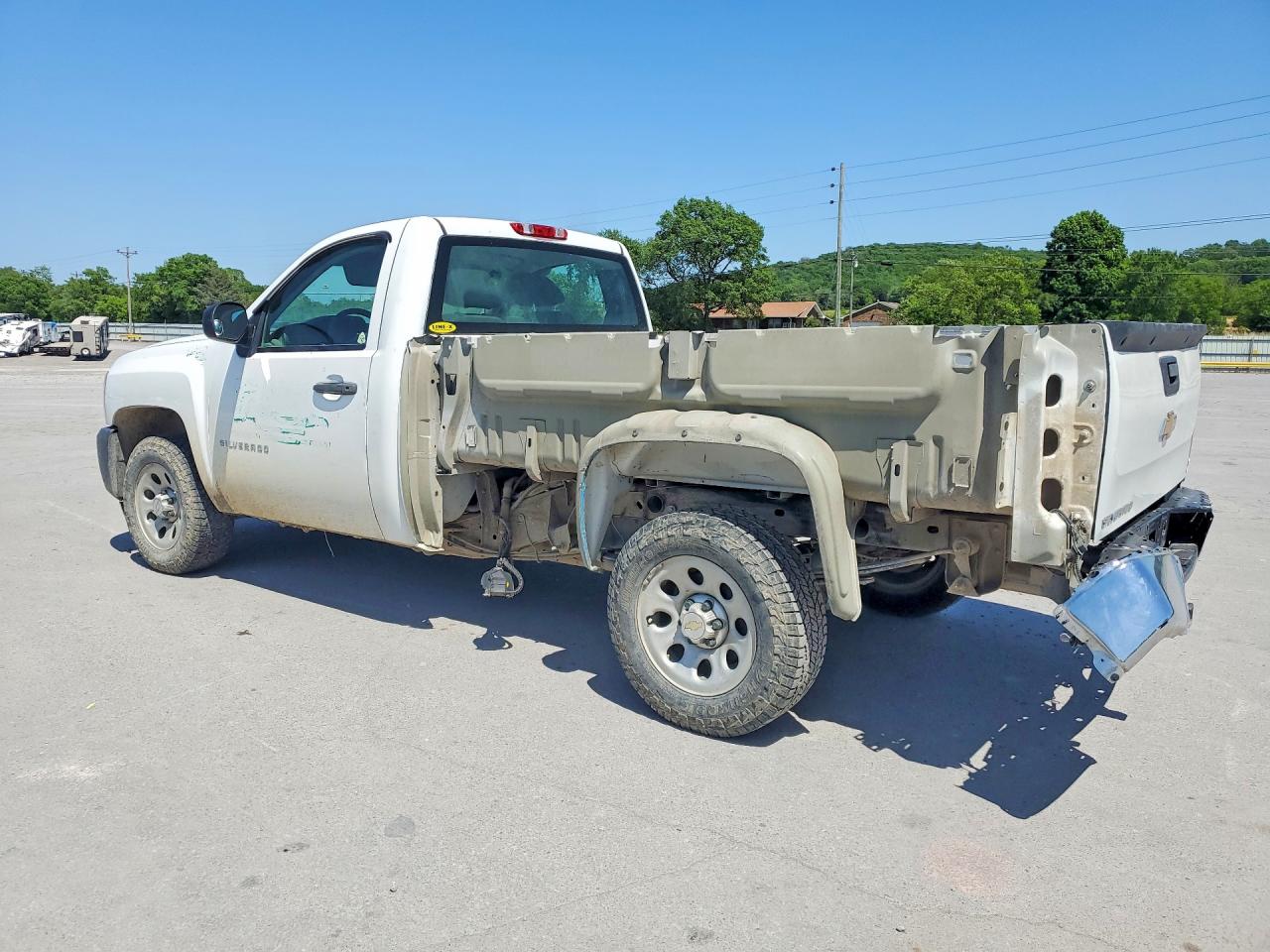 2013 Chevrolet Silverado C1500 White vin: 1GCNCPE09DZ401109