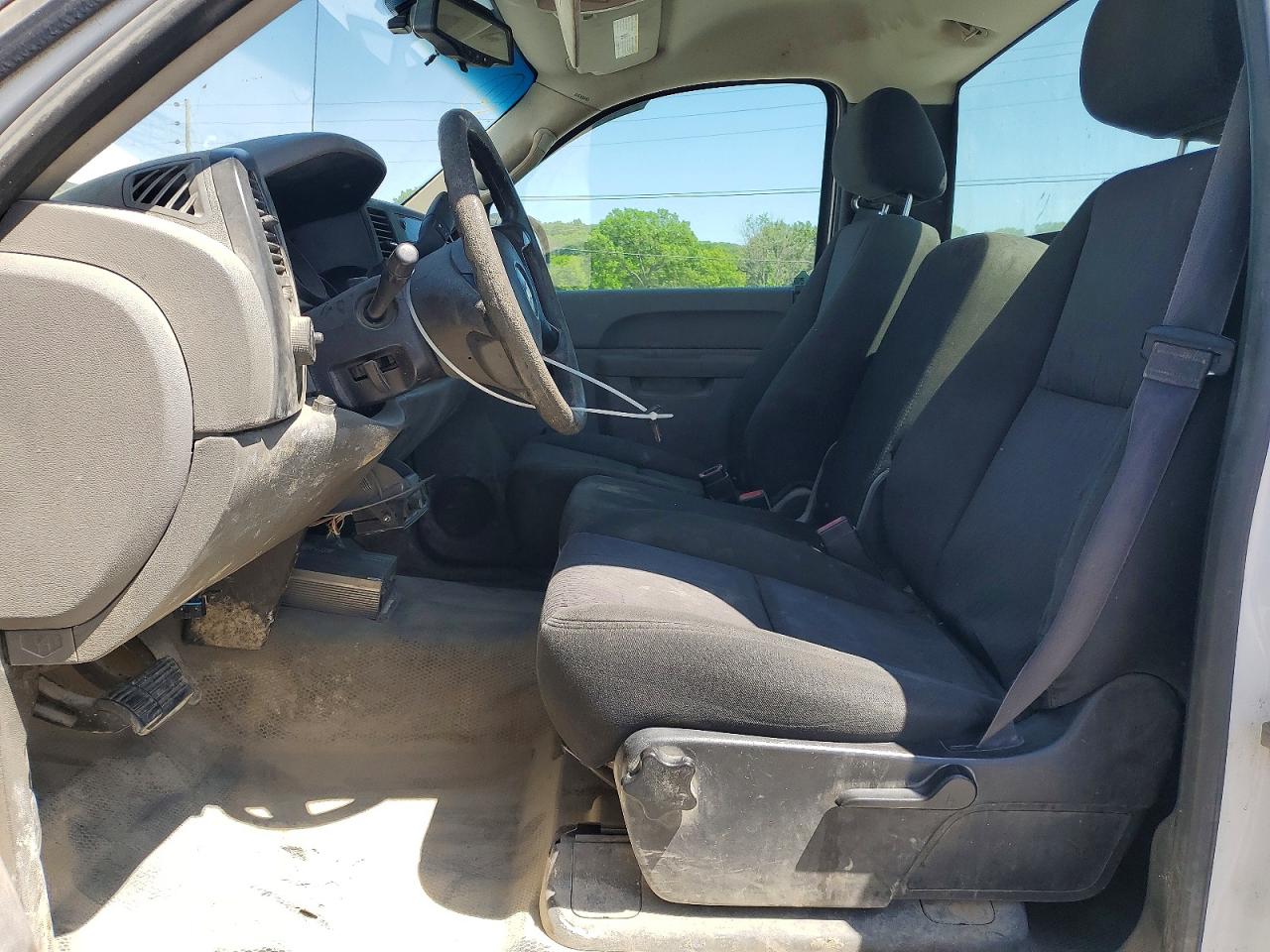 2013 Chevrolet Silverado C1500 White vin: 1GCNCPE09DZ401109