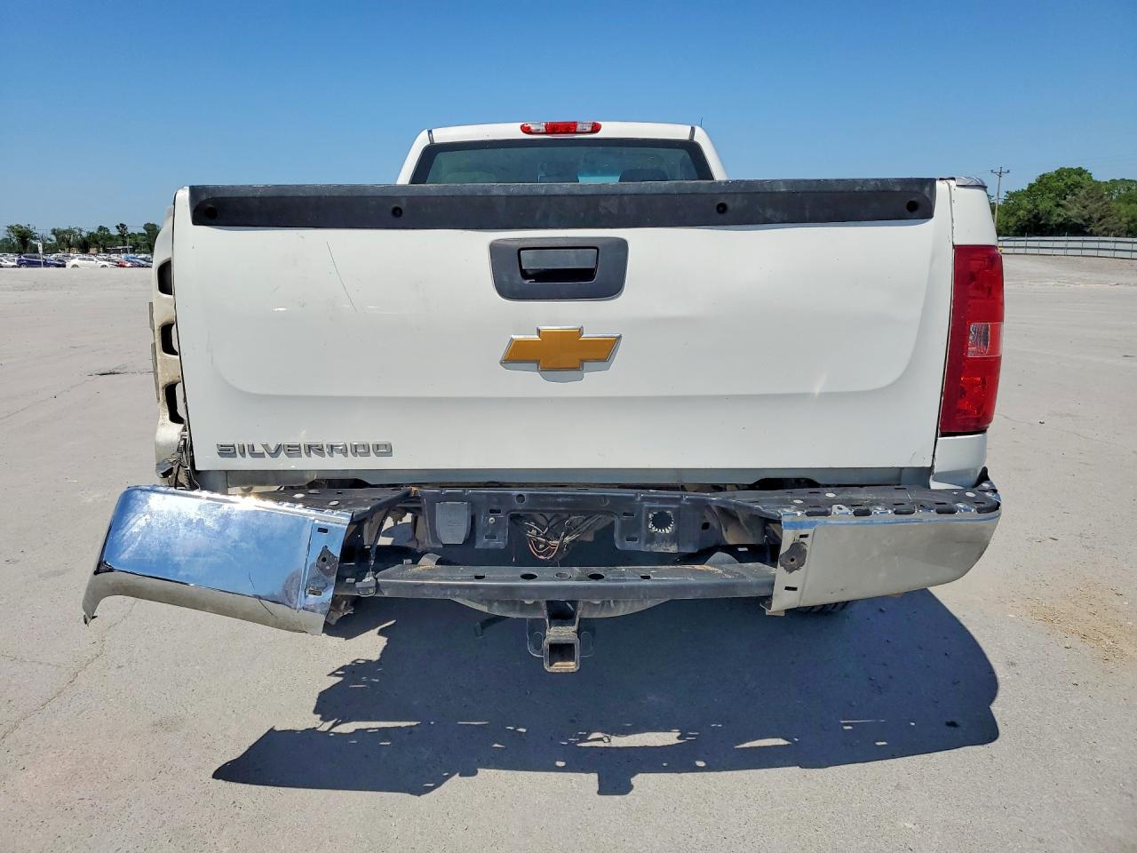 2013 Chevrolet Silverado C1500 White vin: 1GCNCPE09DZ401109