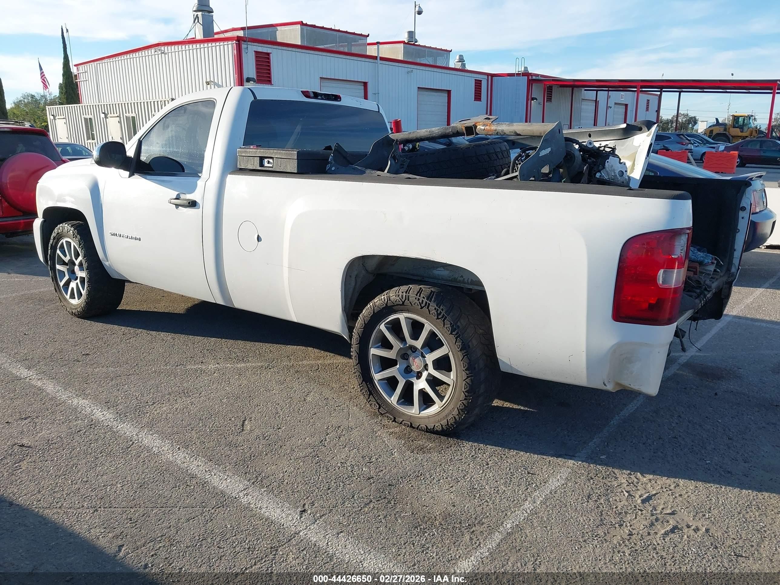 2011 Chevrolet Silverado 1500 Work Truck White vin: 1GCNCPEA0BF196111
