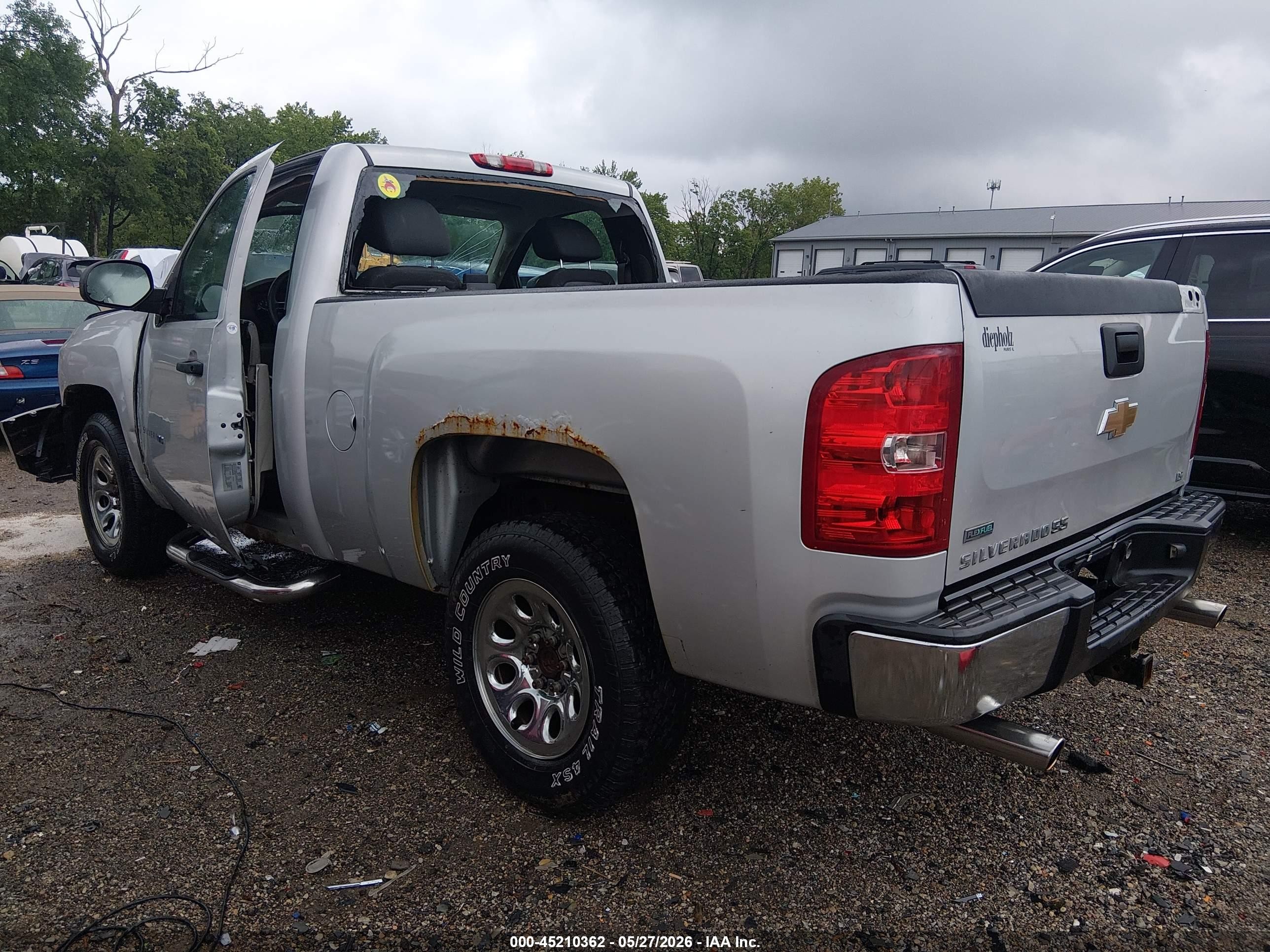 2011 Chevrolet Silverado 1500 Work Truck Silver vin: 1GCNCPEA2BZ260759