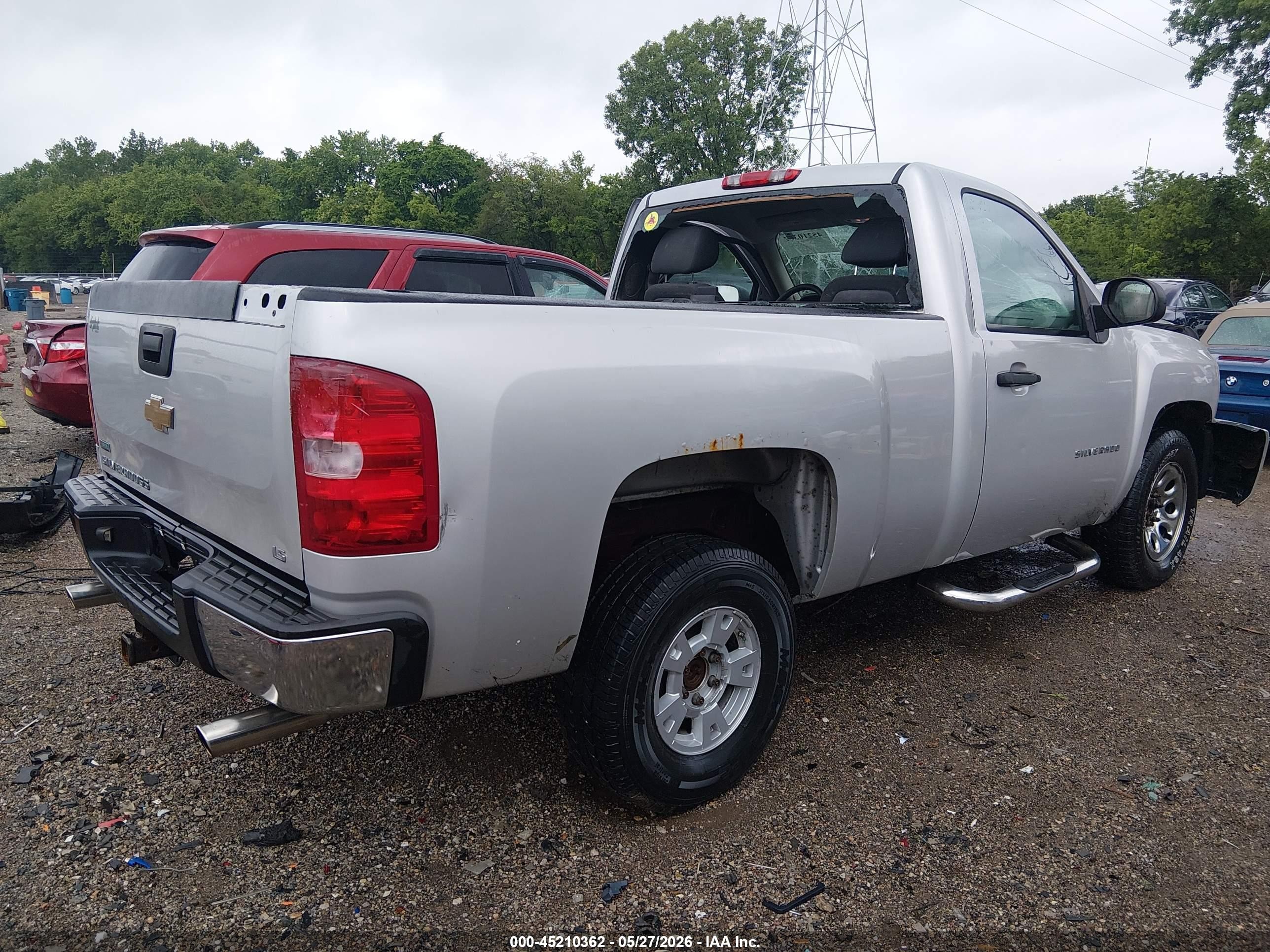 2011 Chevrolet Silverado 1500 Work Truck Silver vin: 1GCNCPEA2BZ260759