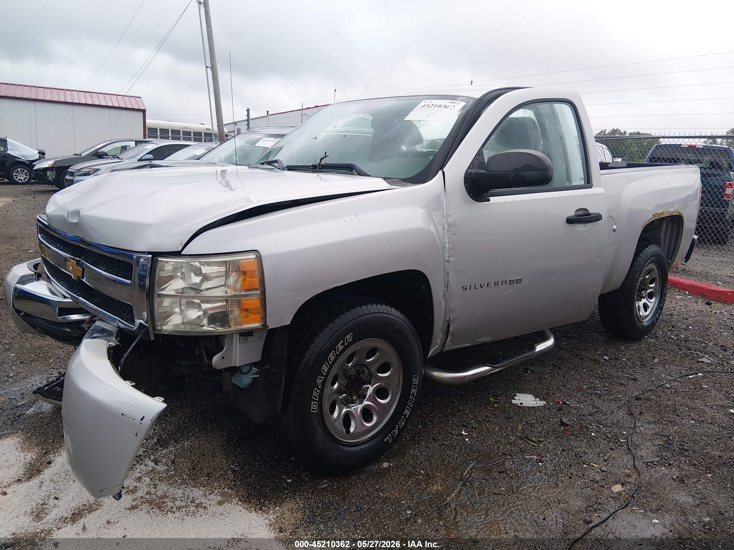2011 Chevrolet Silverado 1500 Work Truck Silver vin: 1GCNCPEA2BZ260759