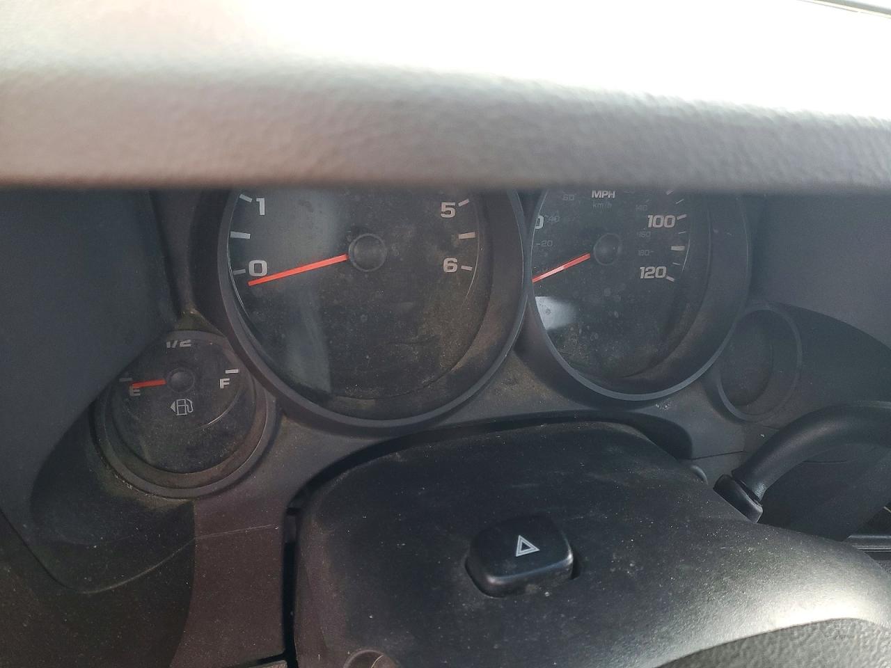 2011 Chevrolet Silverado C1500 White vin: 1GCNCPEA3BZ454815